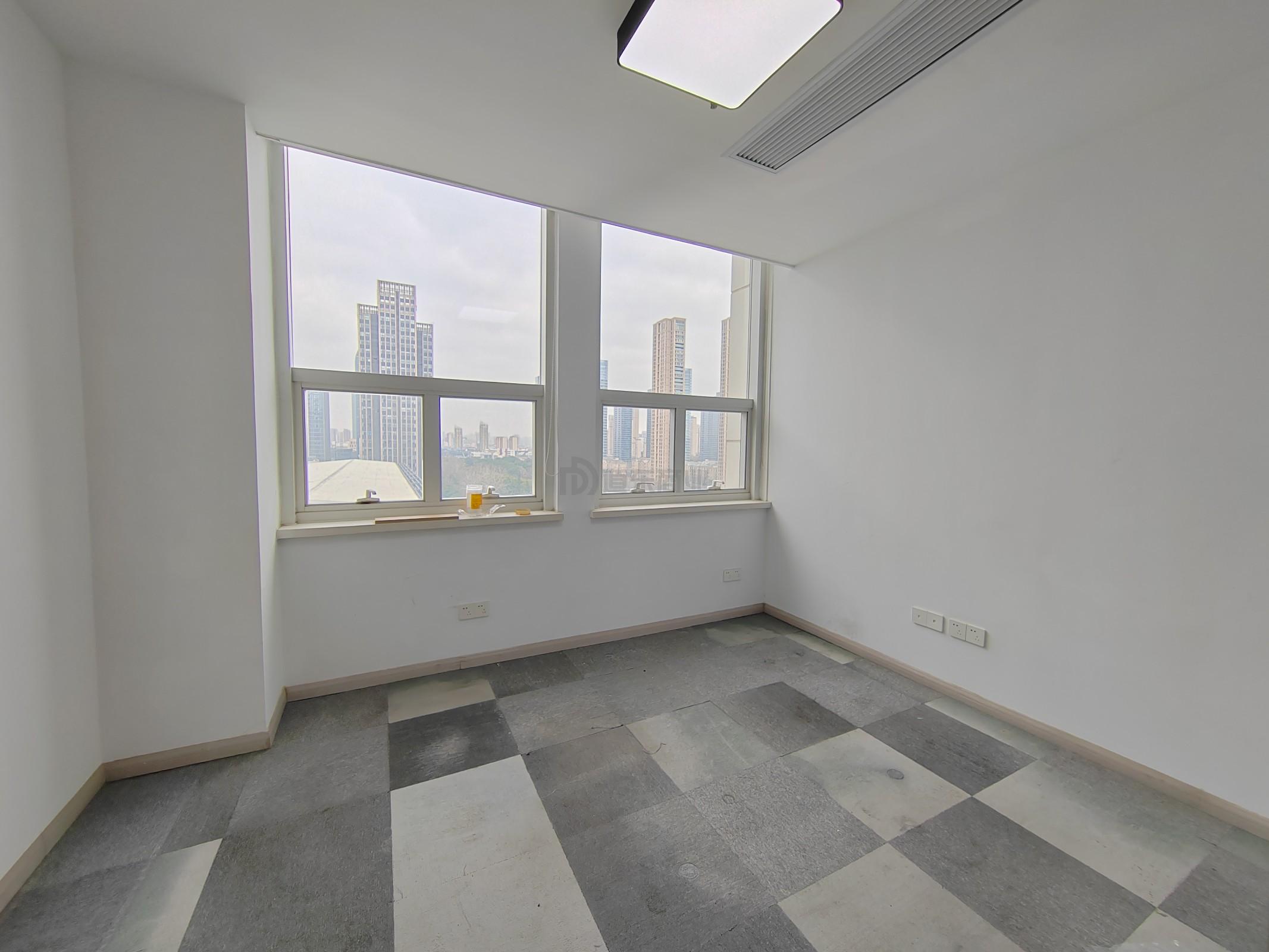 华仁逸景大厦面积269平