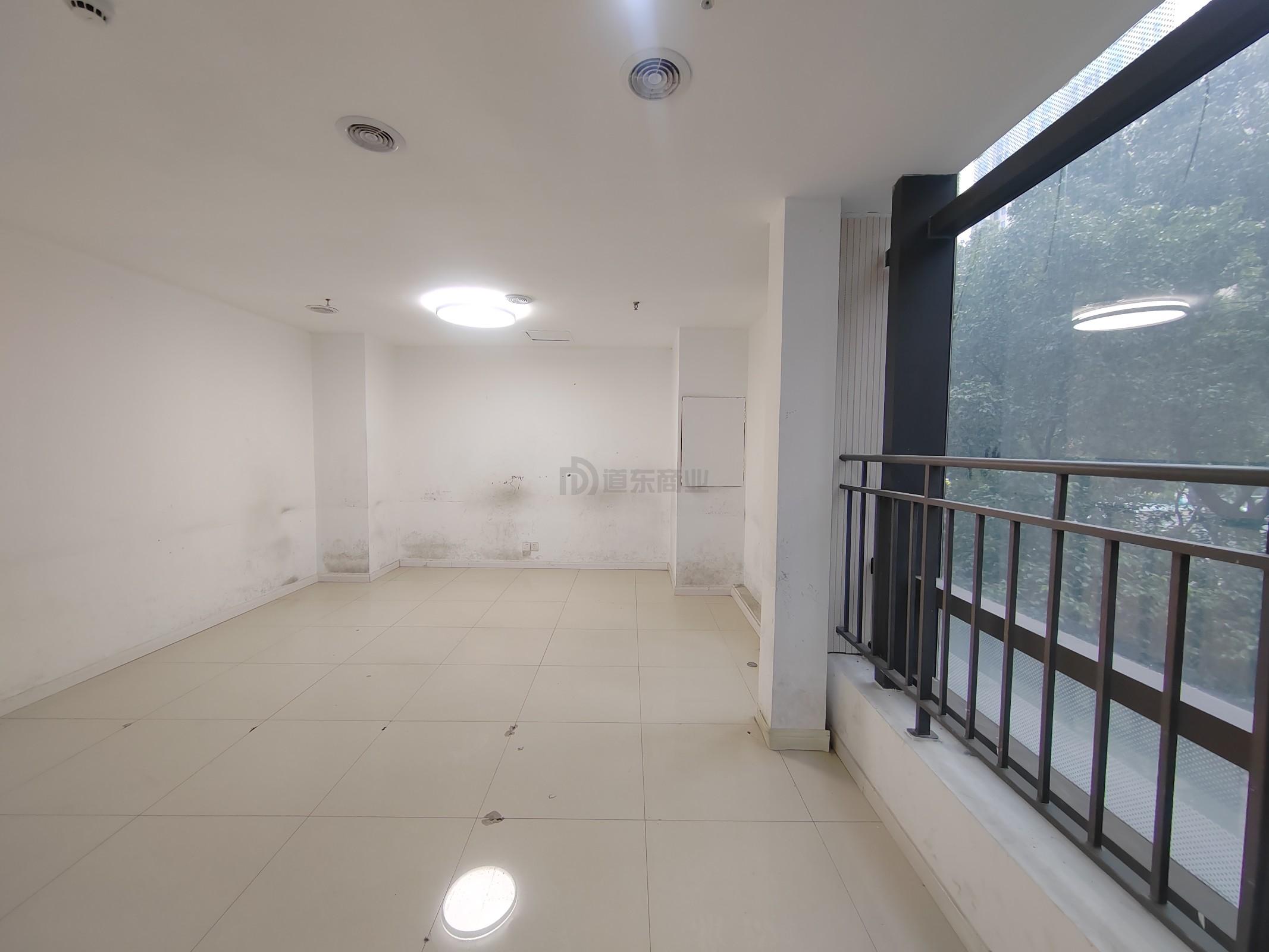 金源国际面积330平