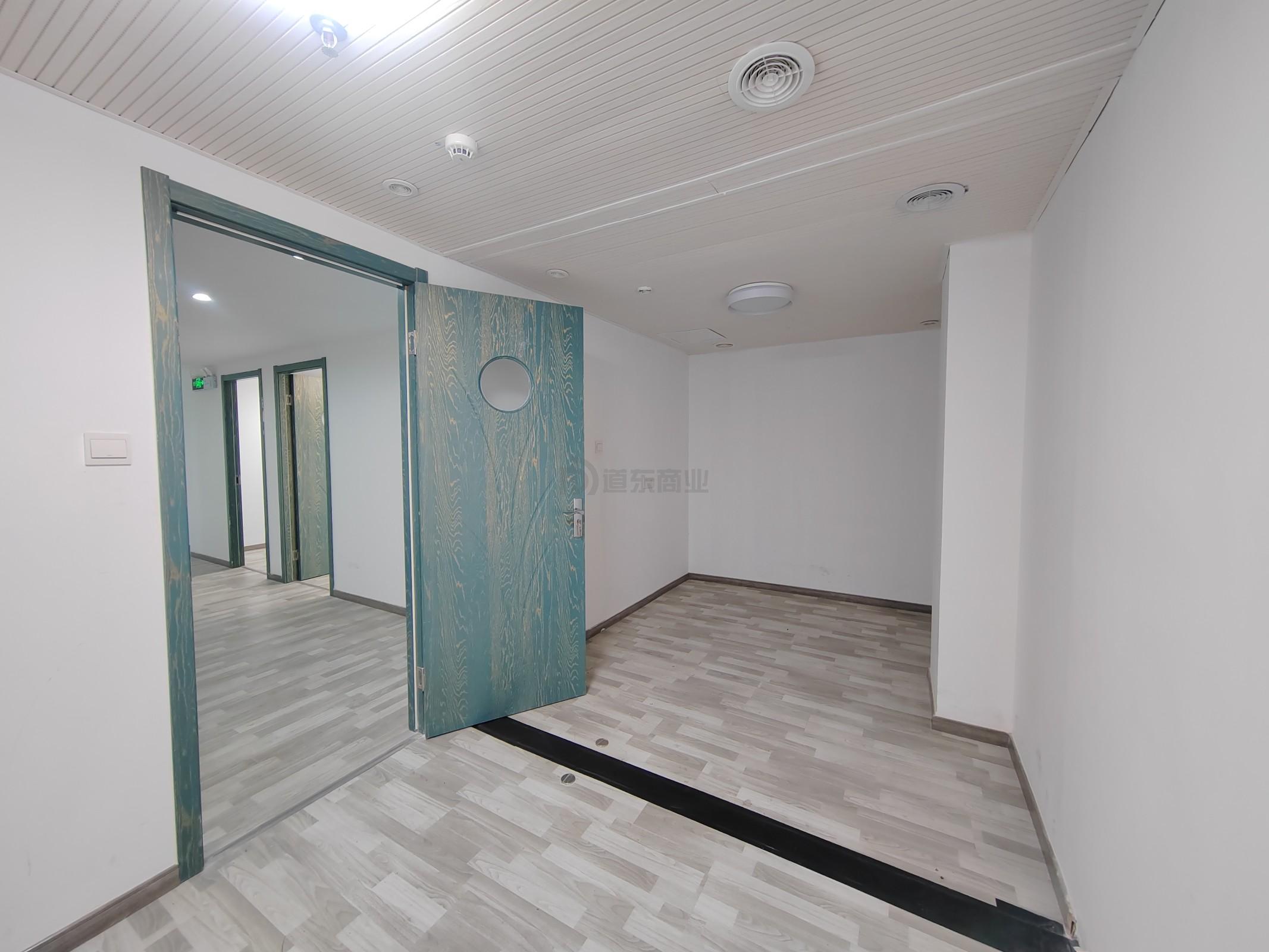 金源国际面积330平