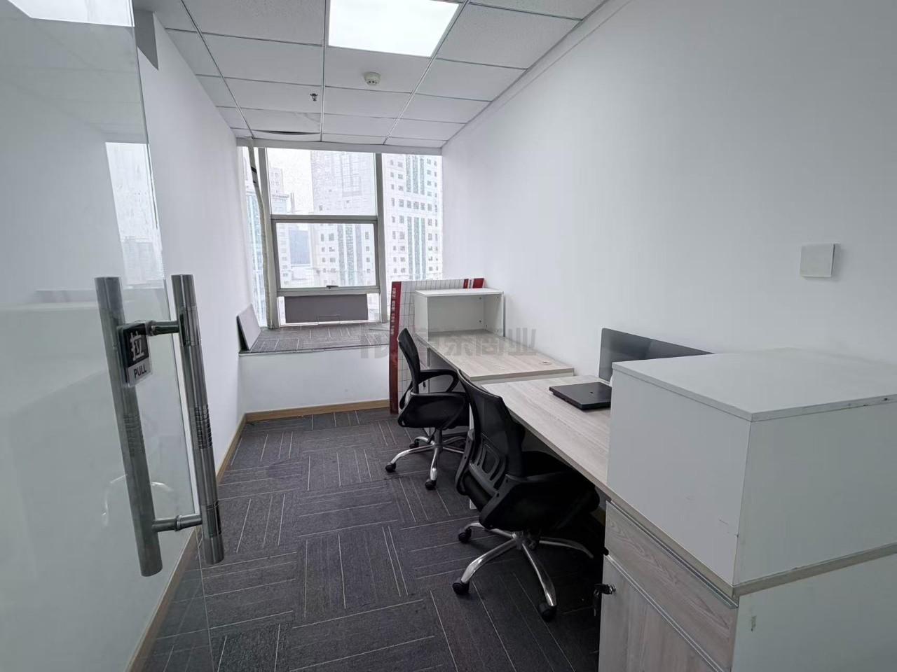 财富大厦面积86平