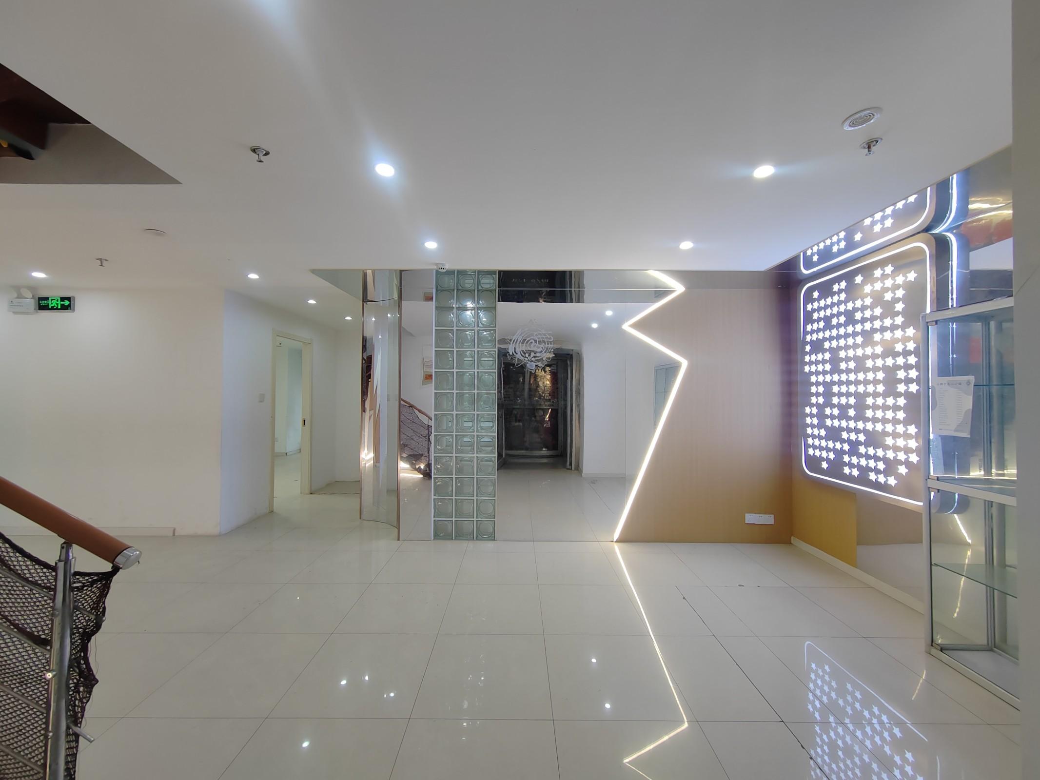 金源国际面积330平