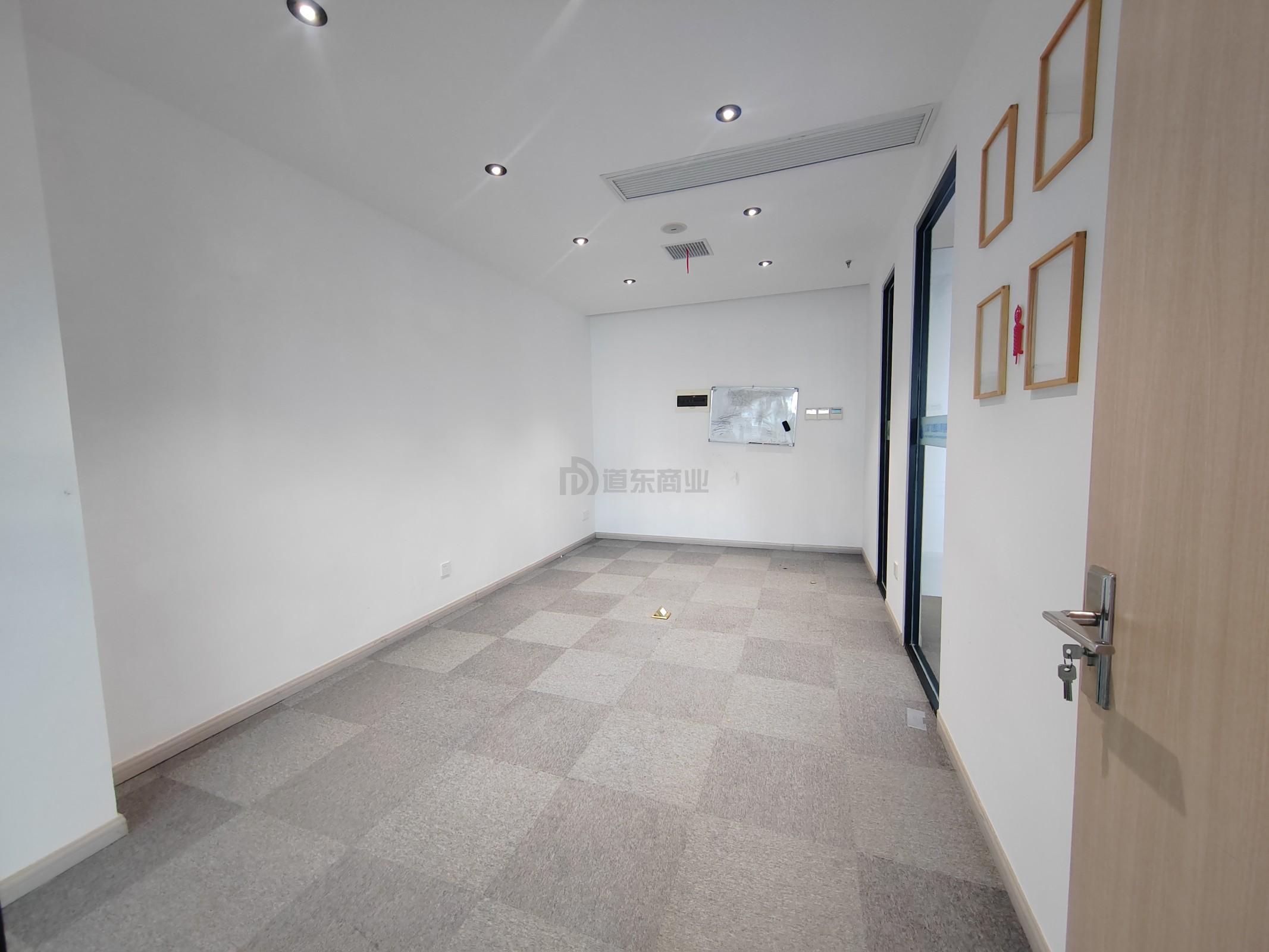 华仁逸景大厦面积269平