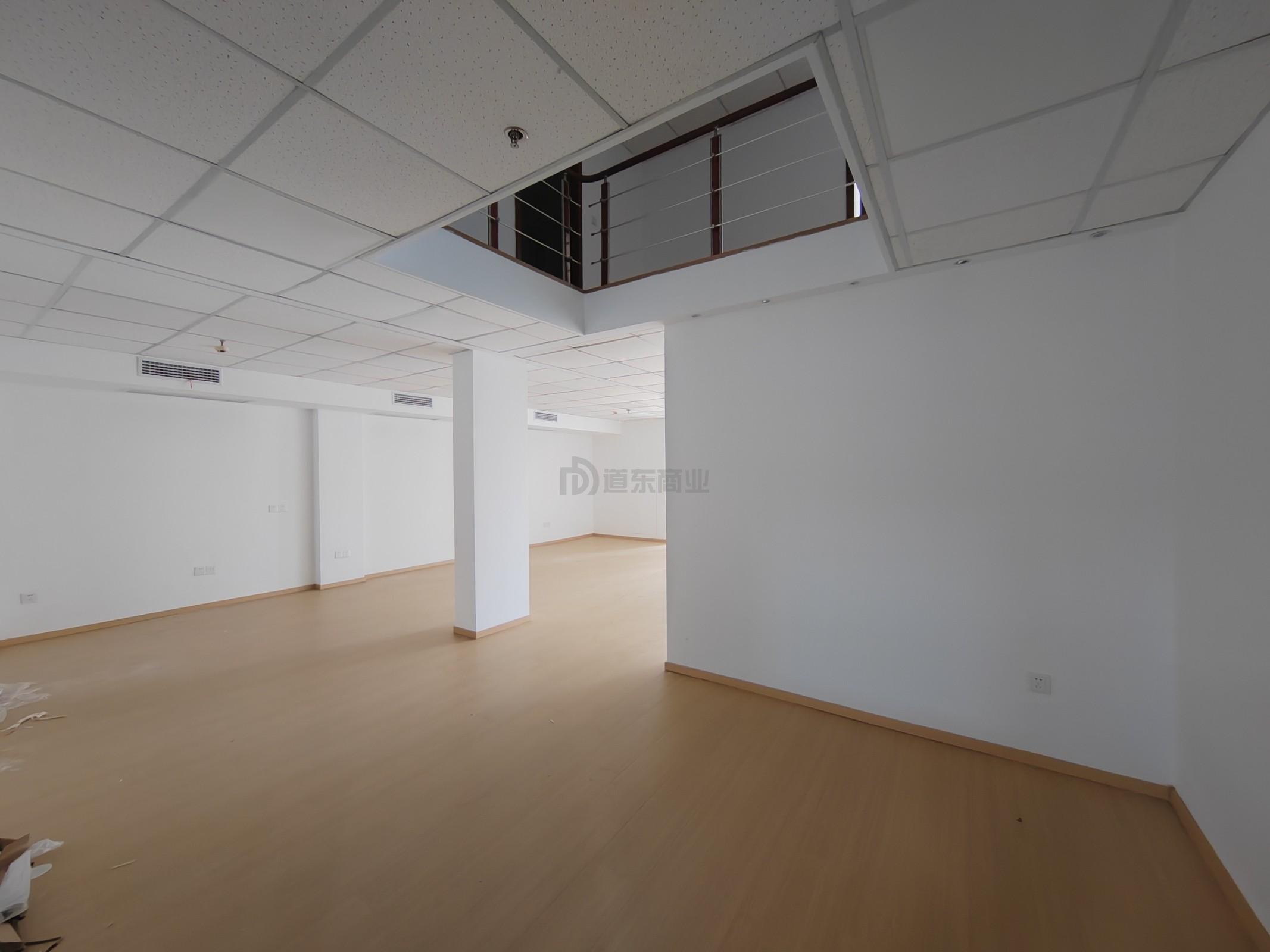 金源国际220平米办公室出租