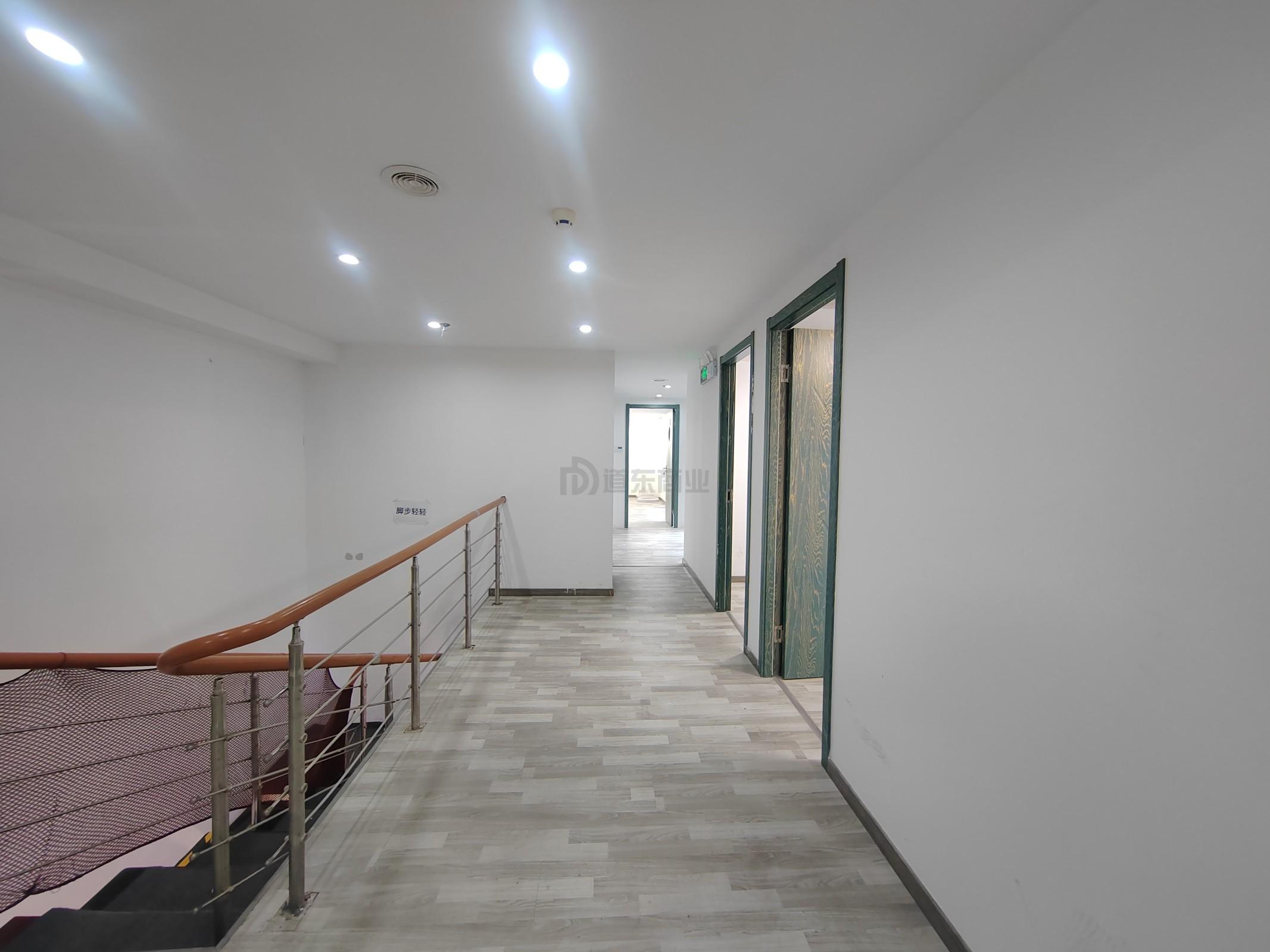 金源国际面积330平