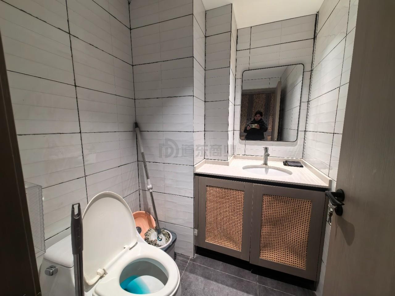 月星国际面积55平