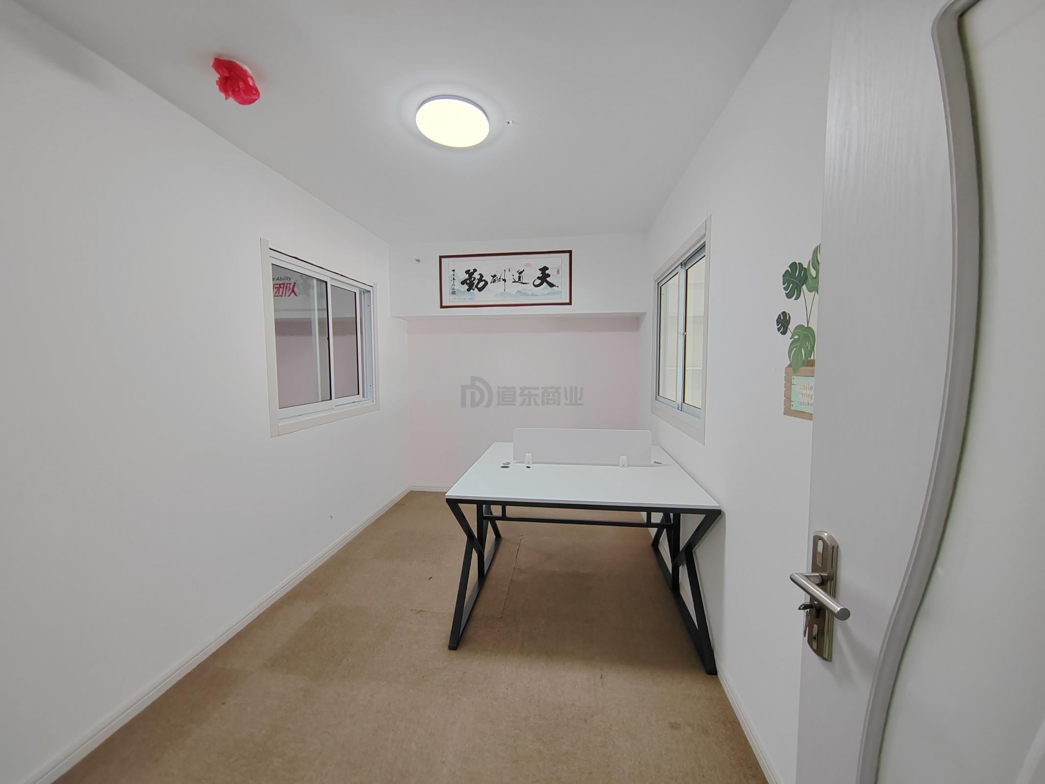 百脑汇科技大厦面积150平