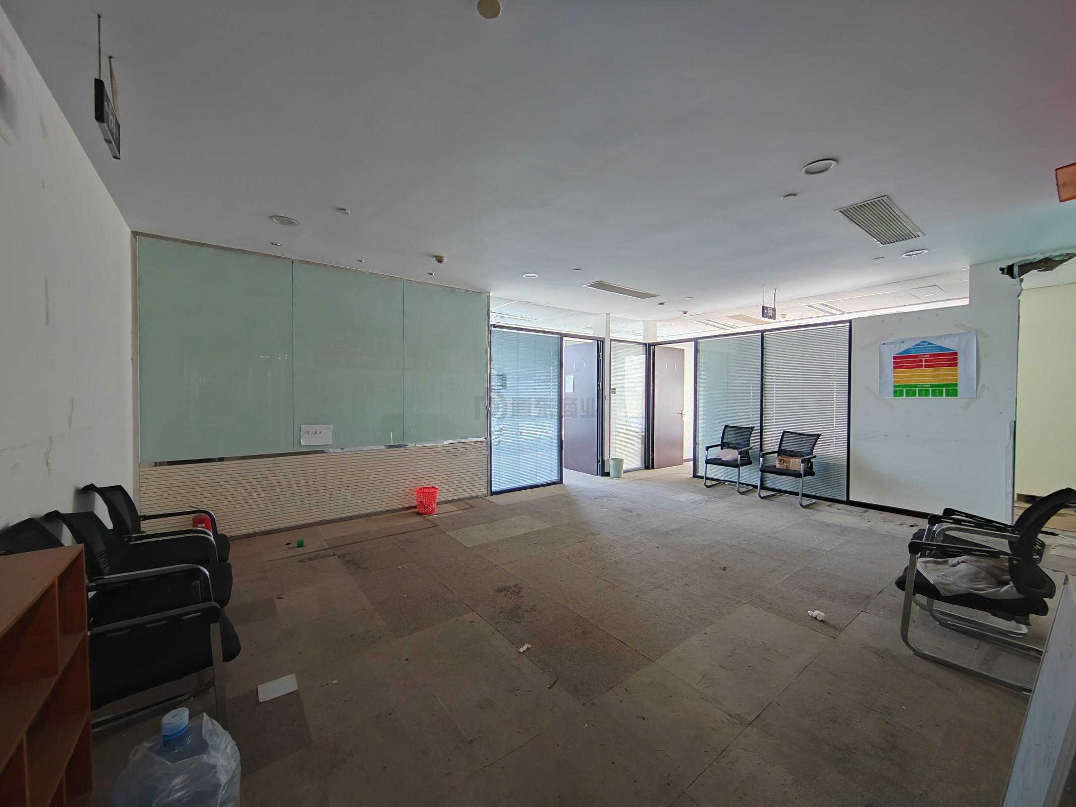 红豆国际广场123平米办公室出租