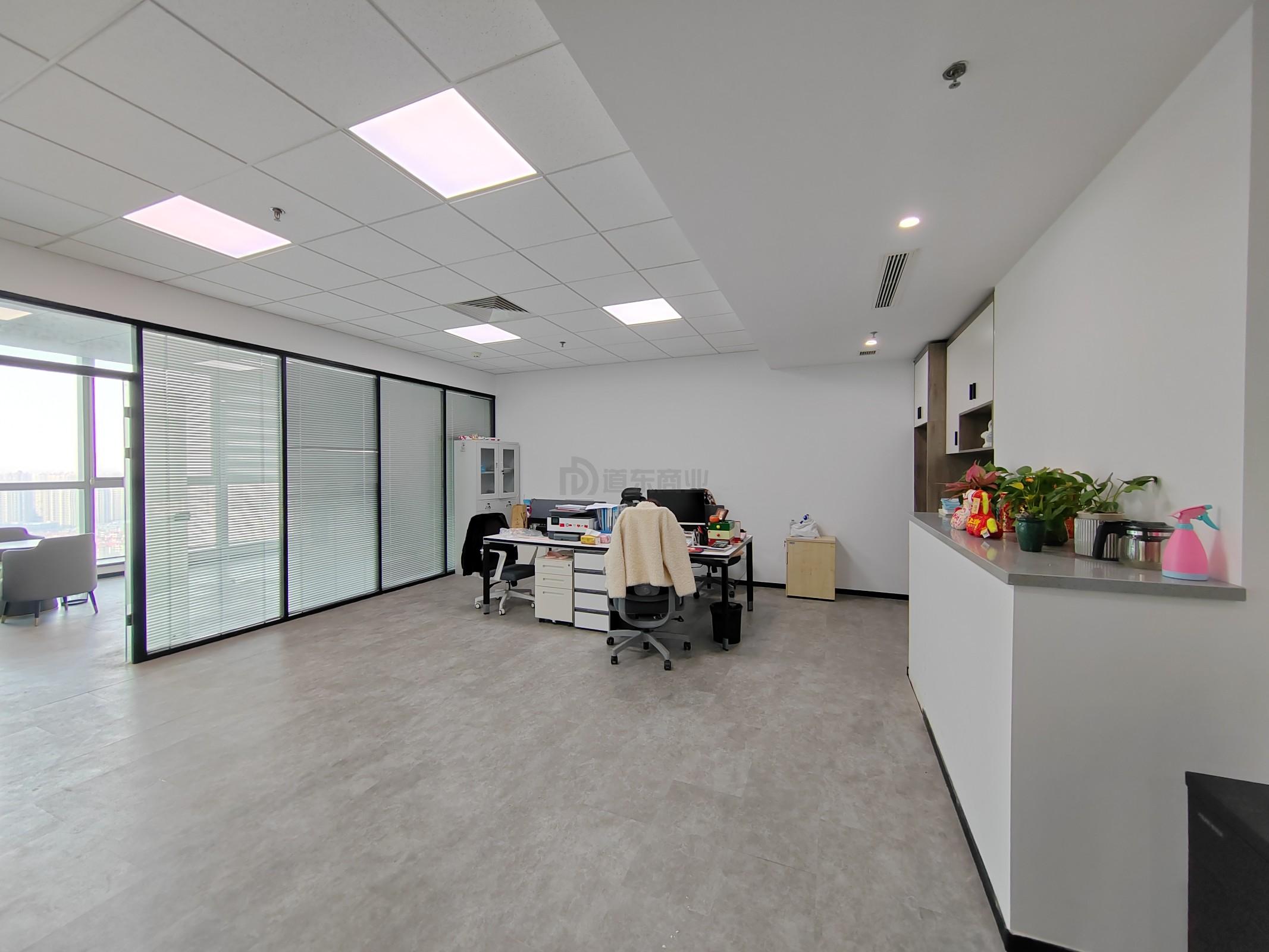 兰亭国际大厦149平米办公室出租