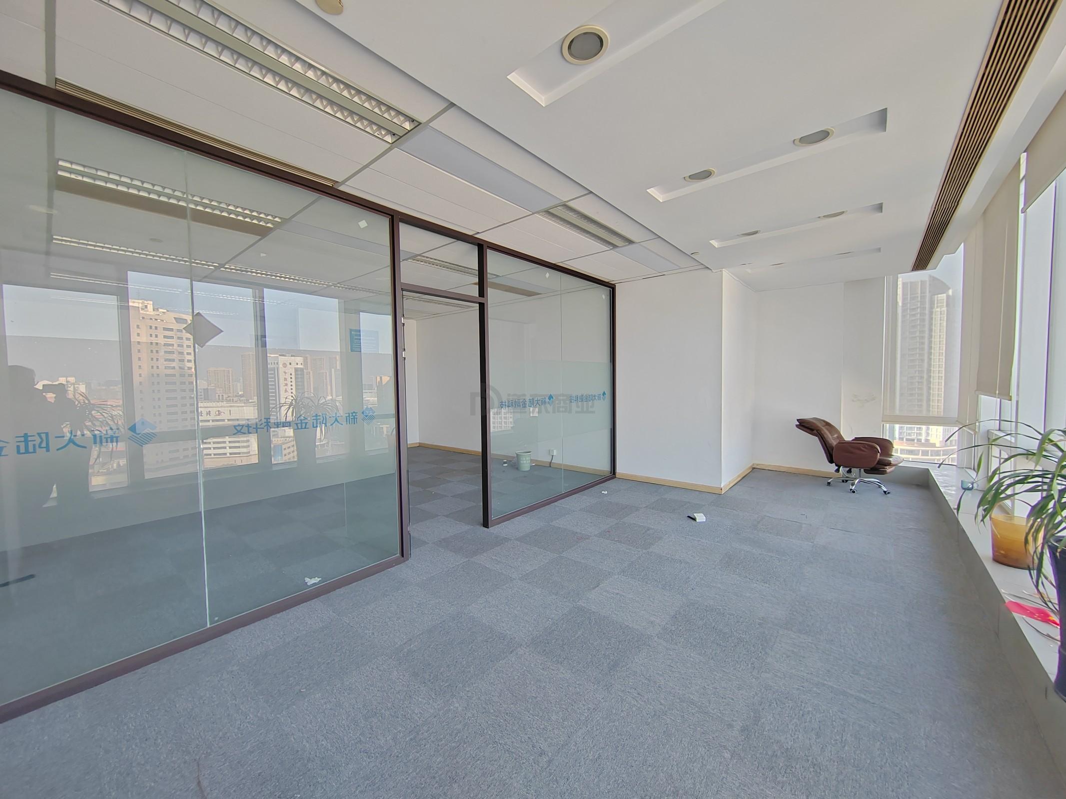 红豆国际广场面积100平