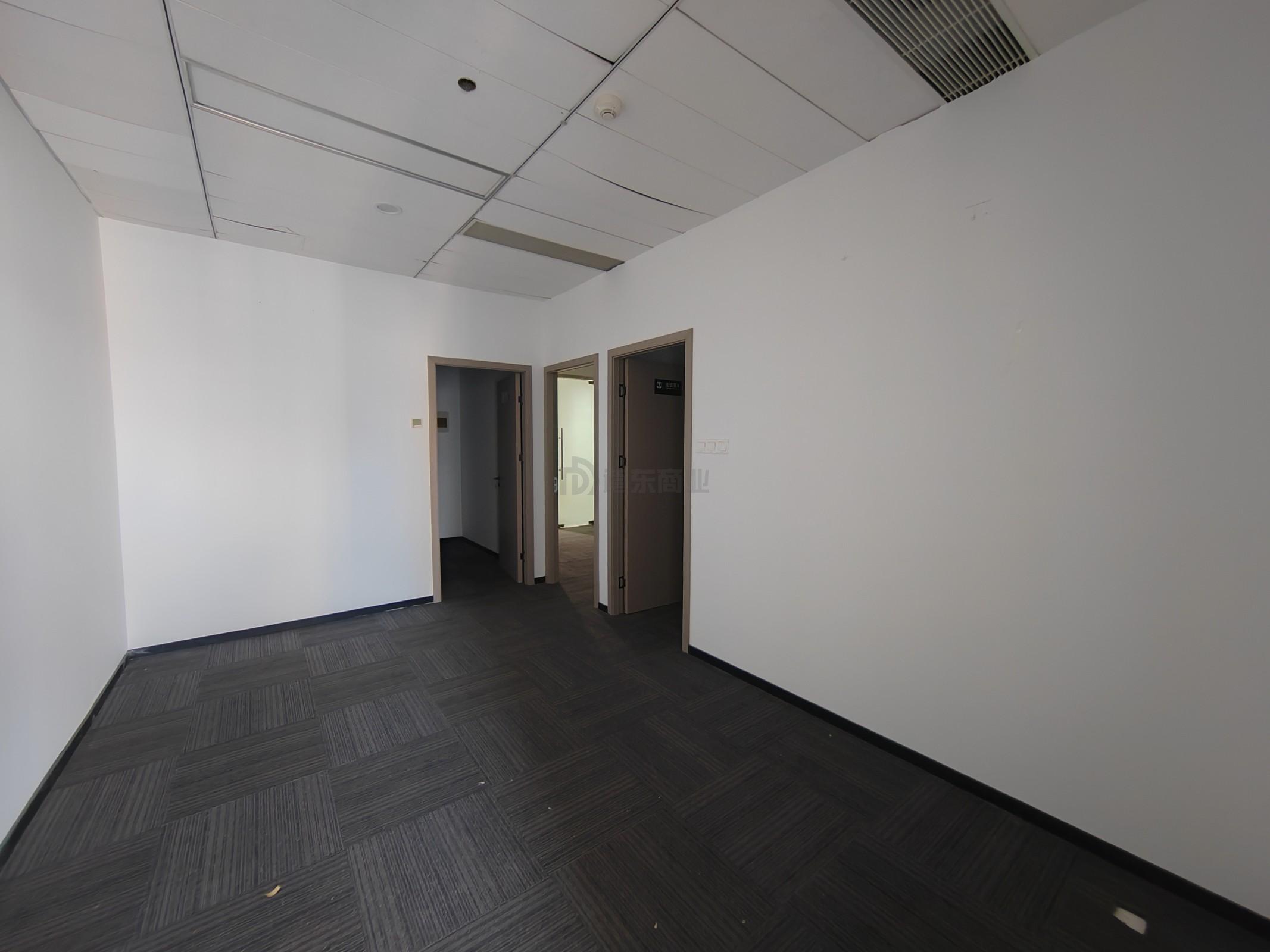 红豆国际广场面积100平