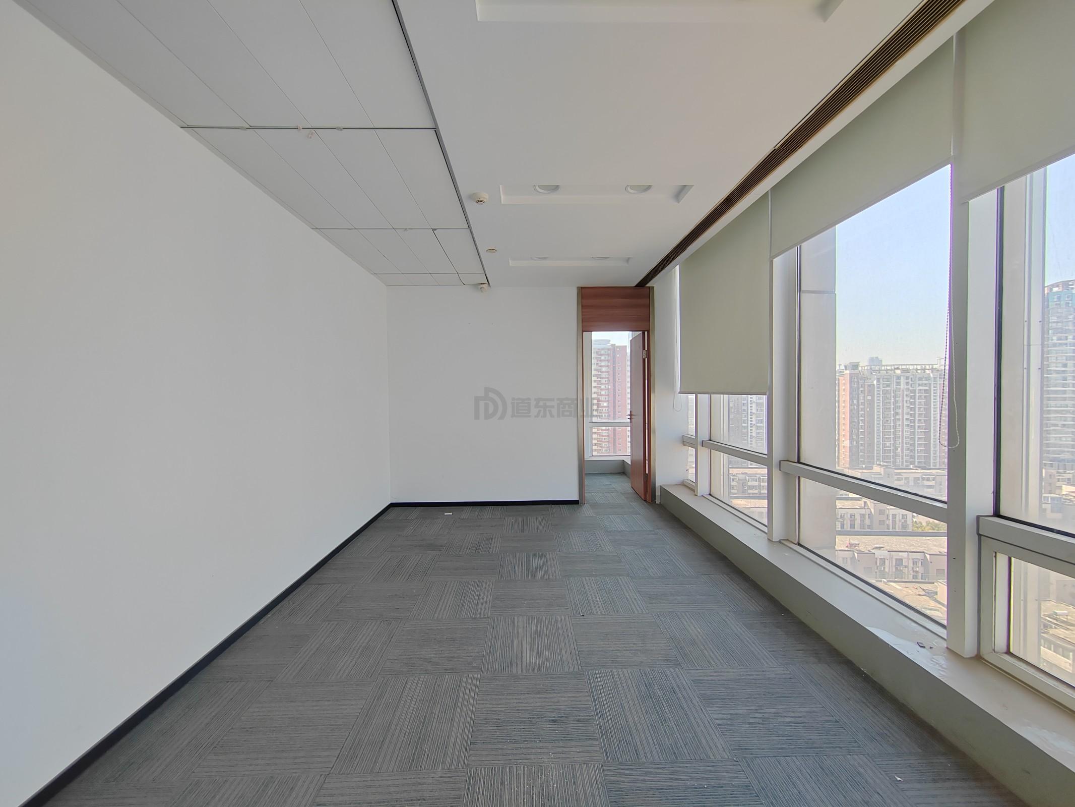 红豆国际广场面积100平