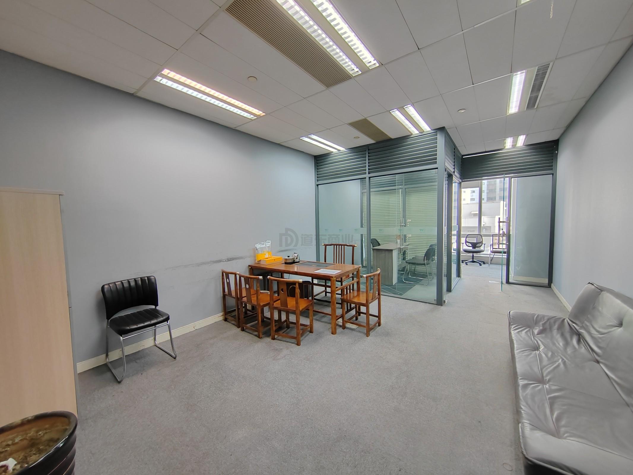 红豆国际广场面积56平