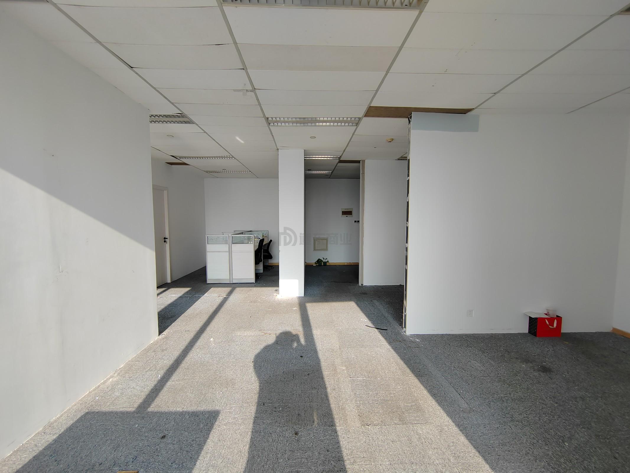 红豆国际广场面积122平