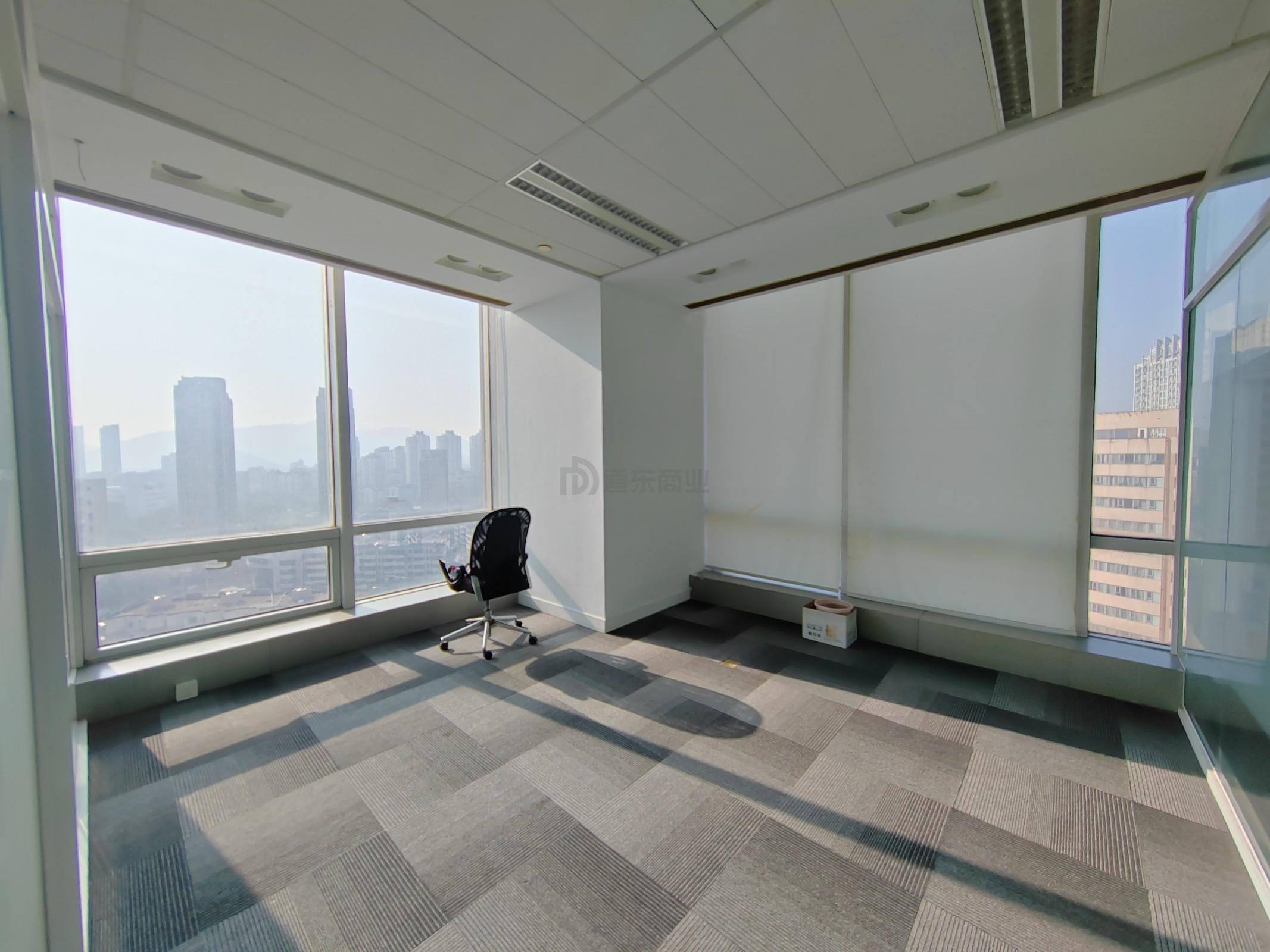 红豆国际广场面积127平