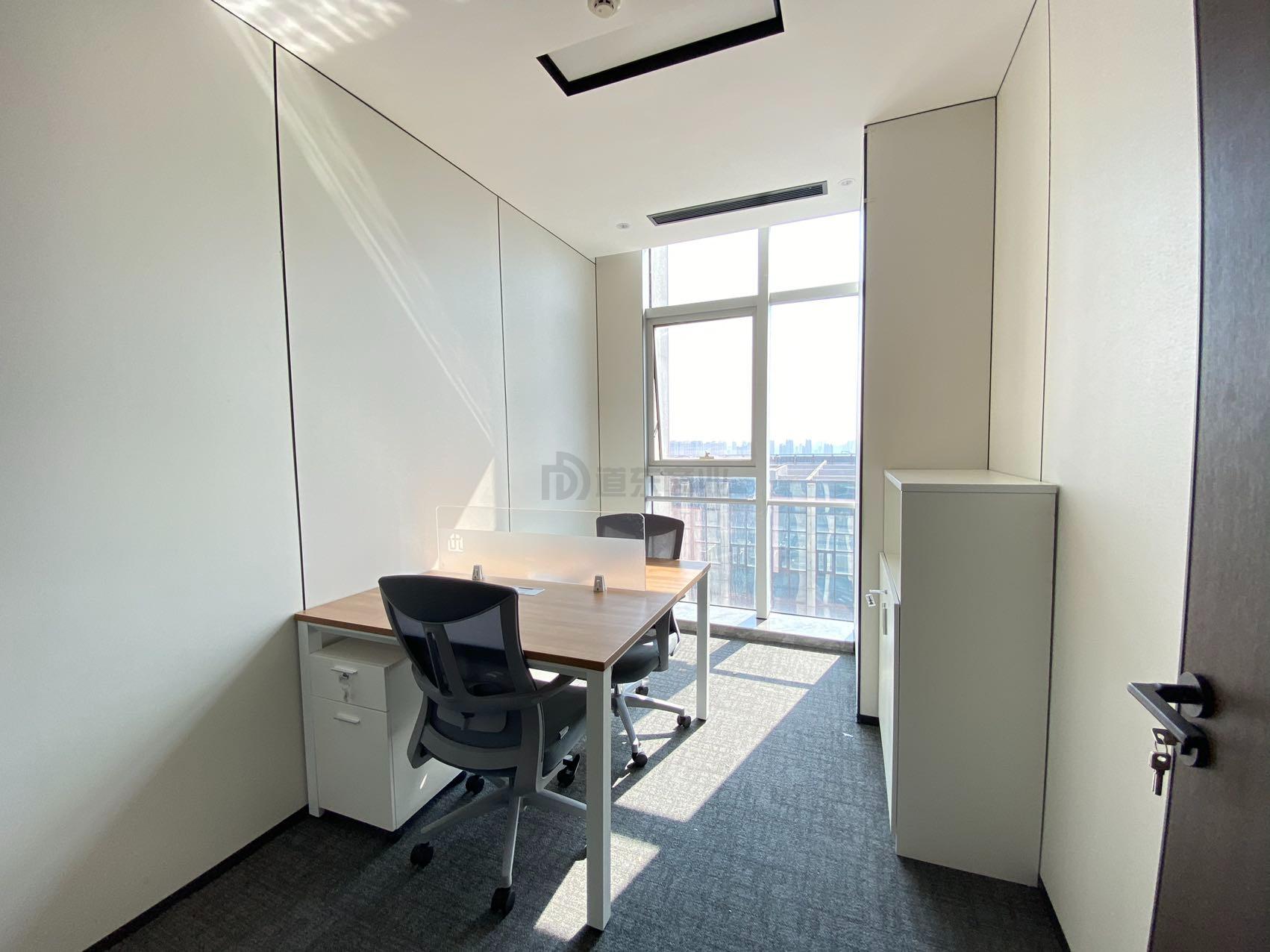 嘉业财富中心面积326平