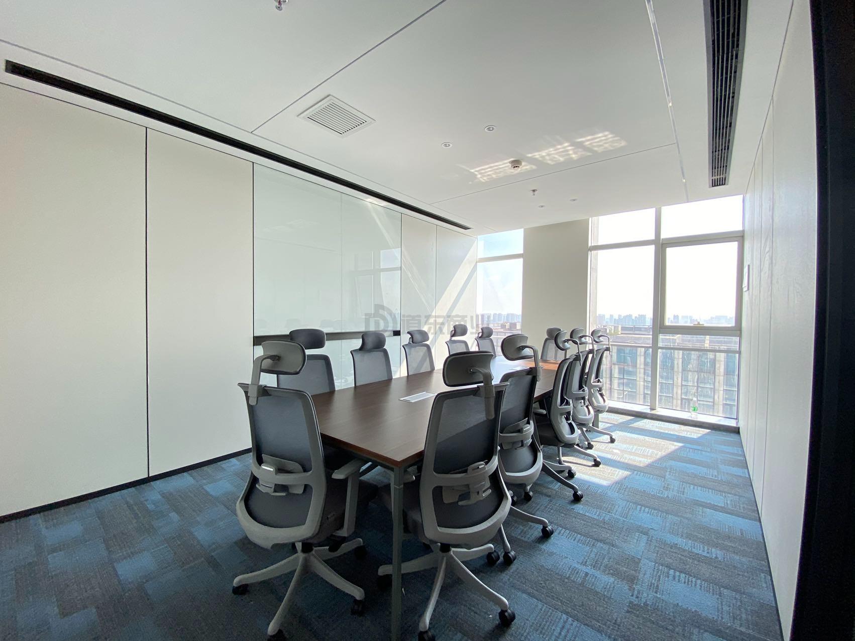 嘉业财富中心面积326平