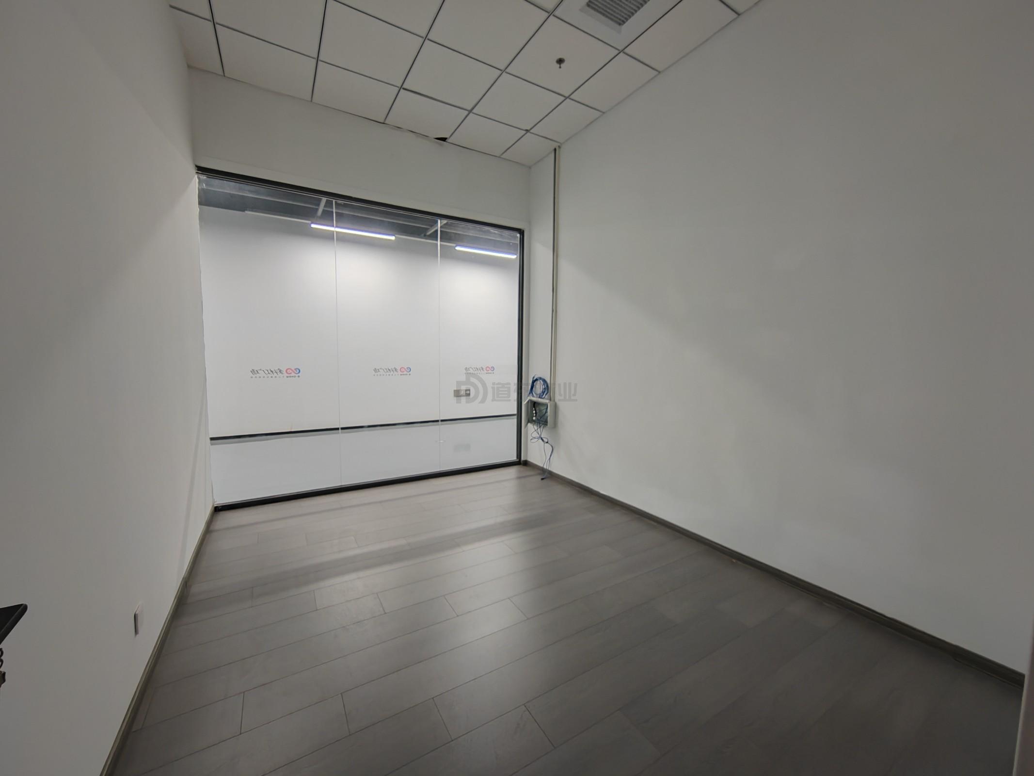 CCK韩国馆220平米办公室出租