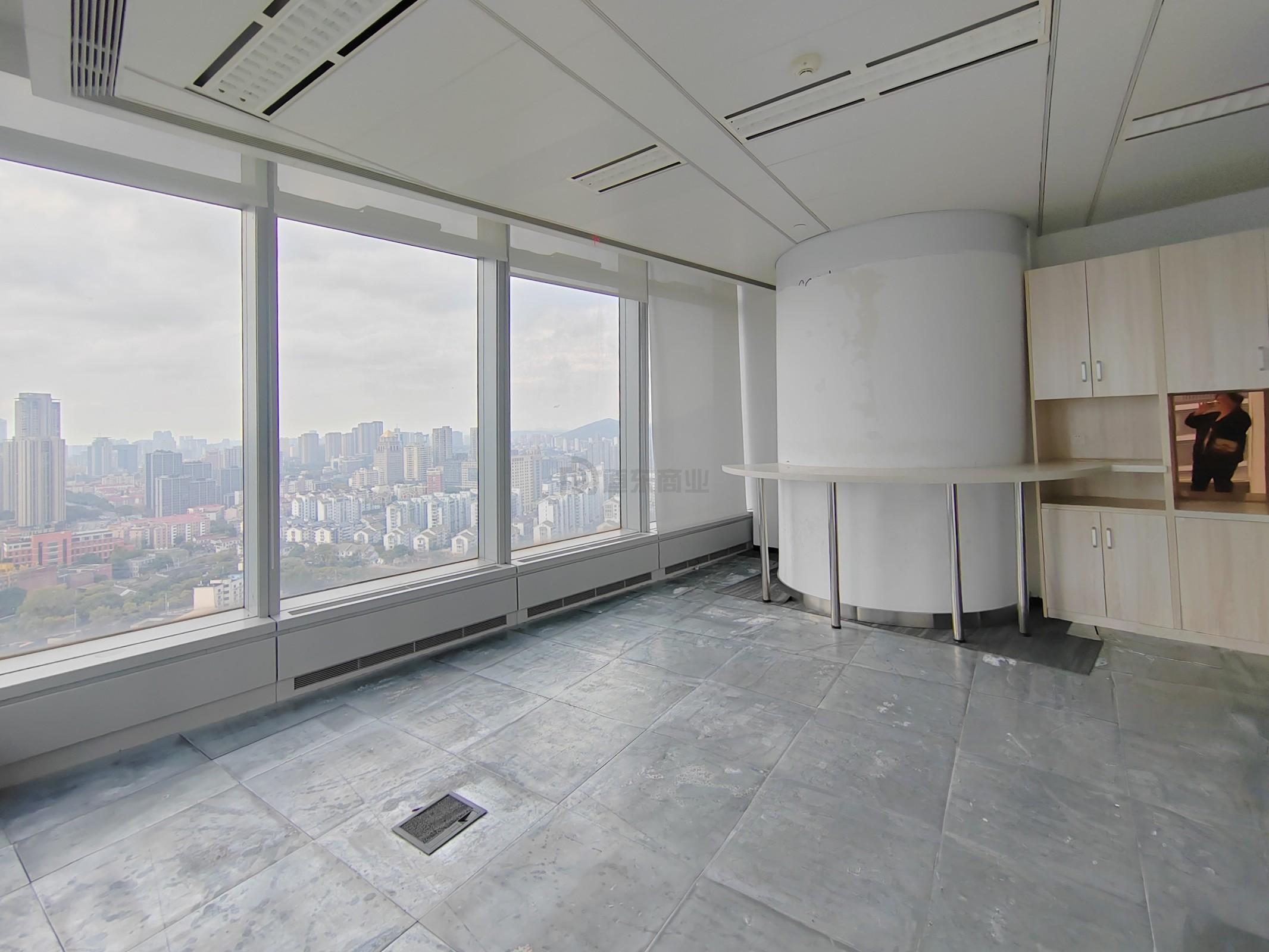 恒隆广场面积474平