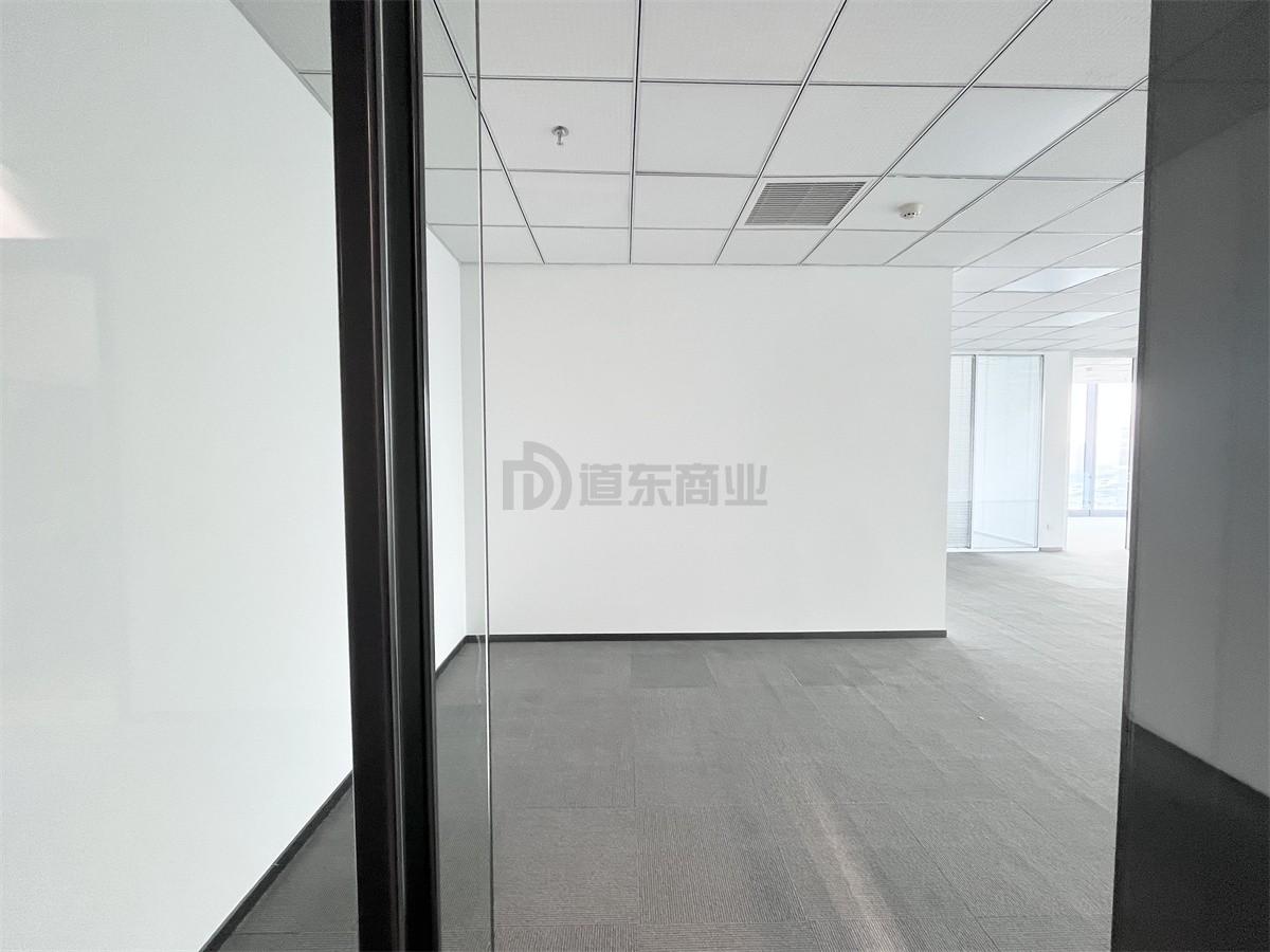 云马创新中心面积170平