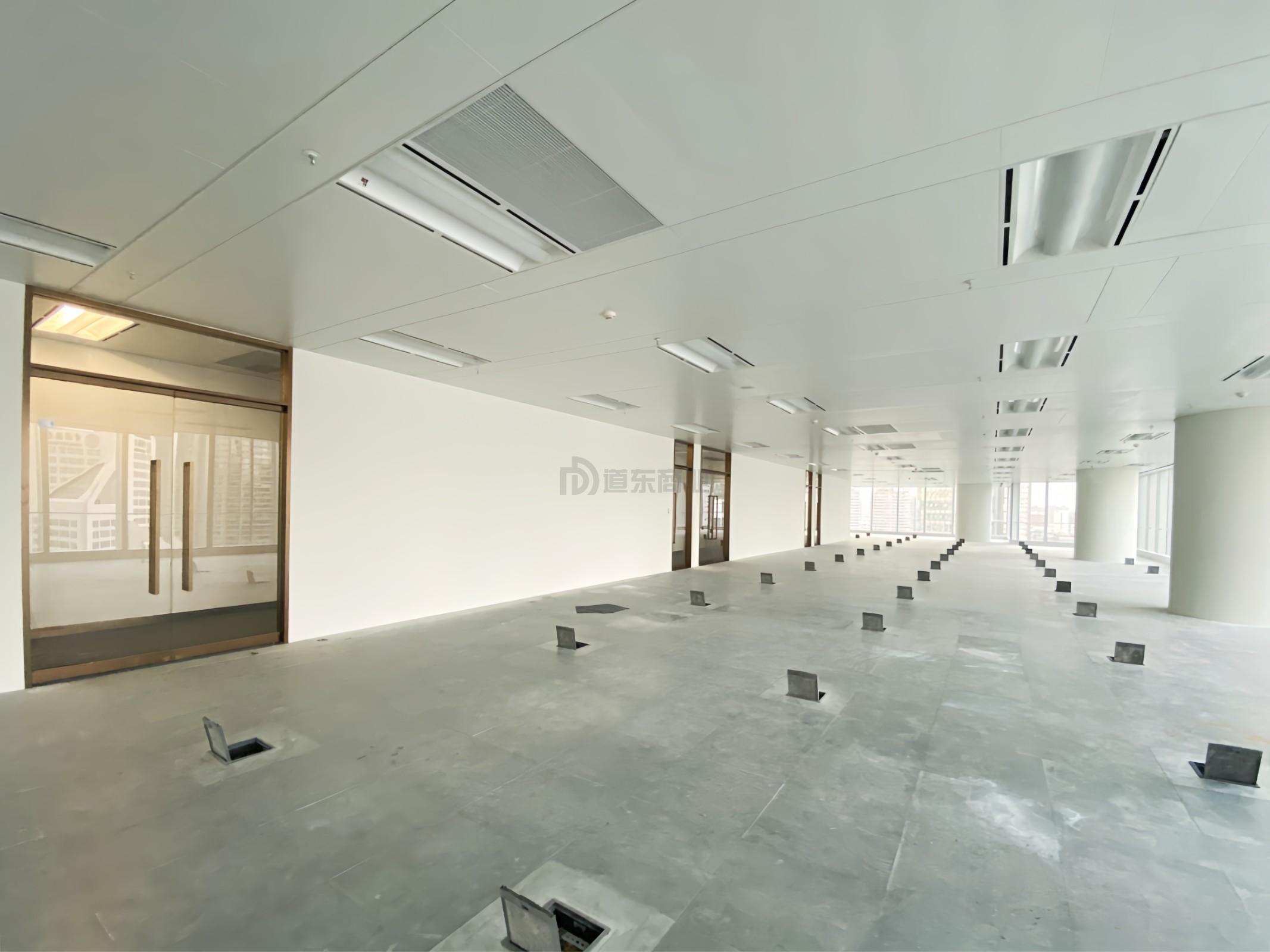 恒隆广场2300平米办公室出租