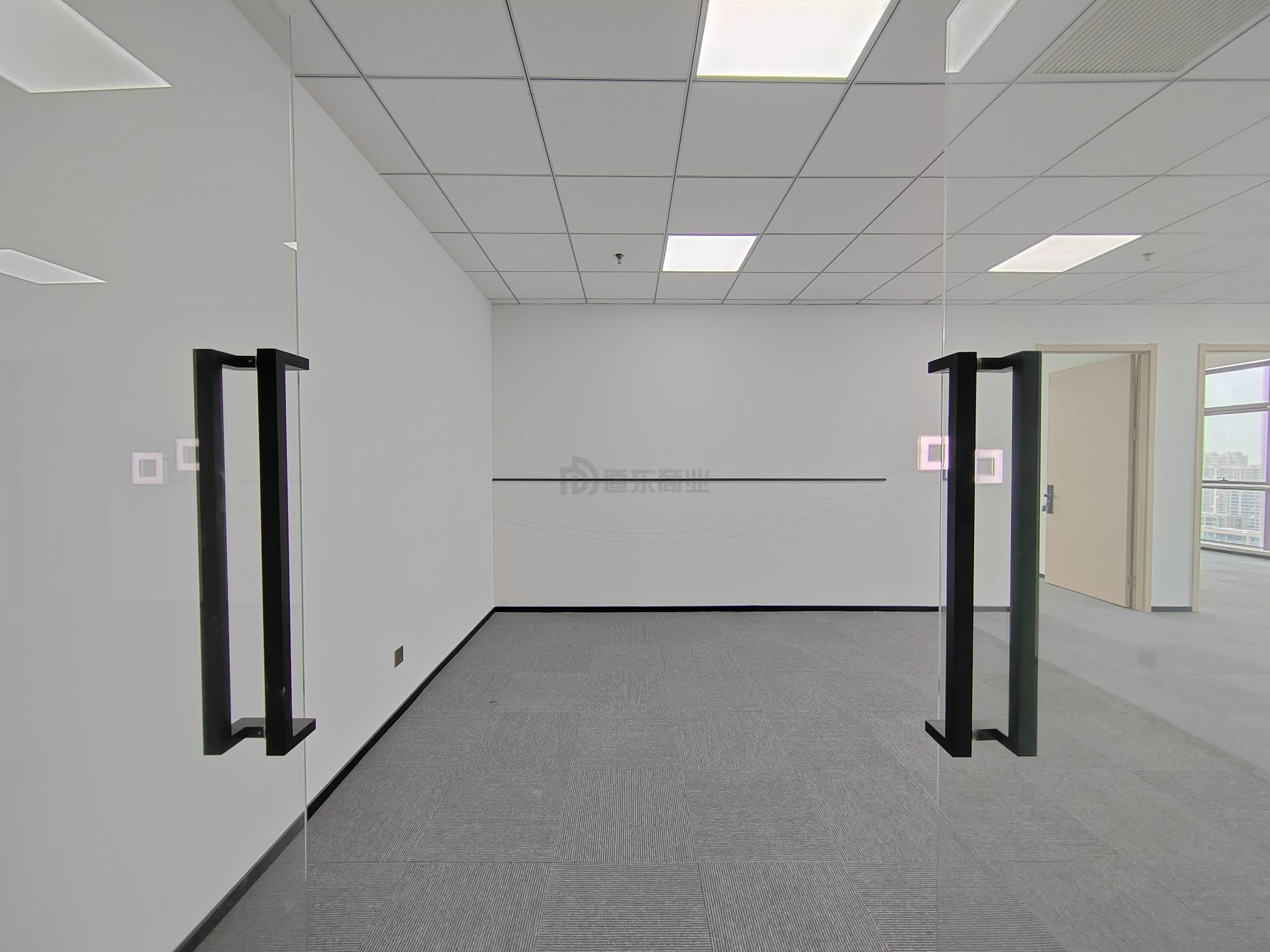 昌兴国际金融大厦面积200平