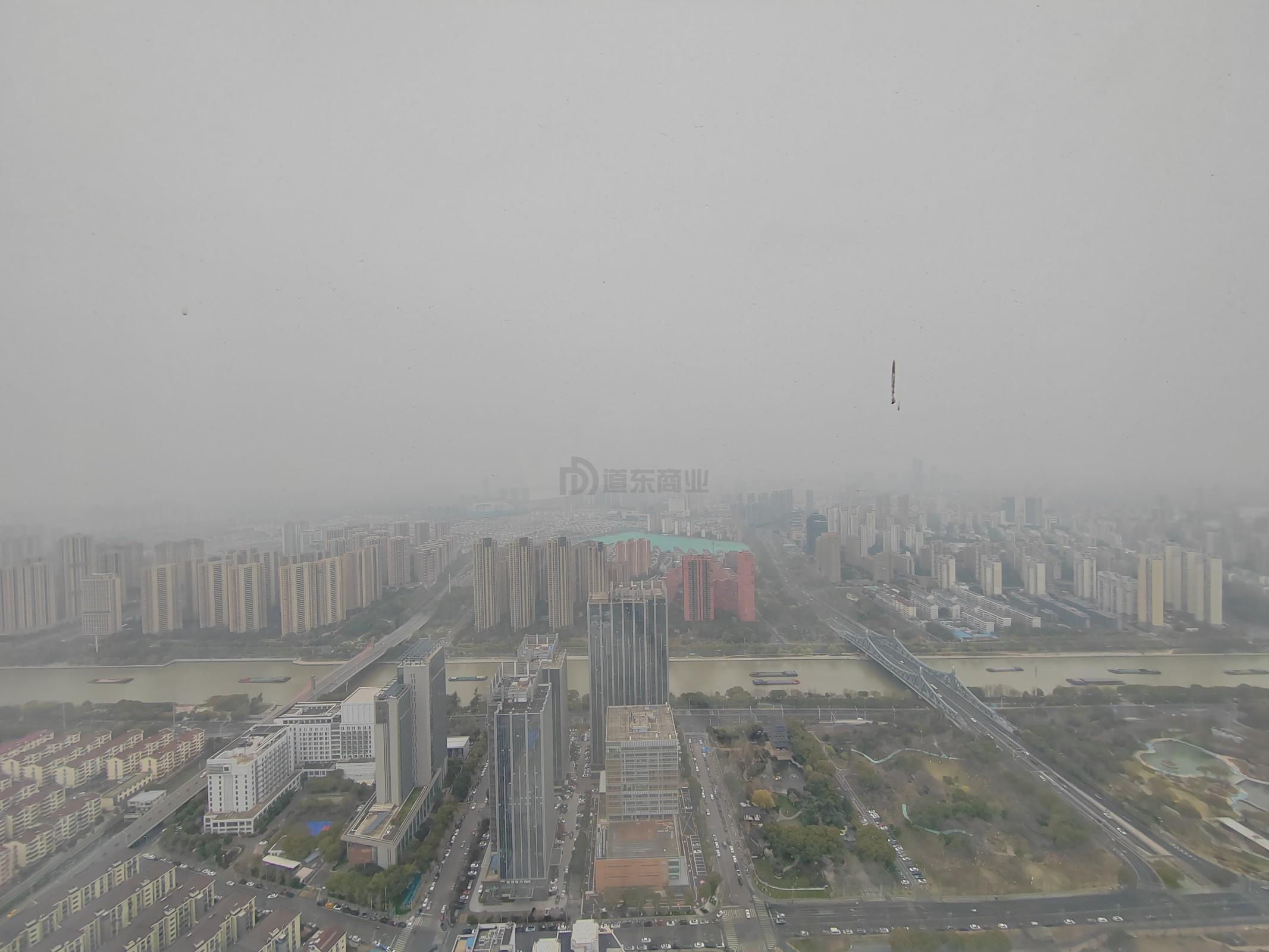 国金中心面积300平