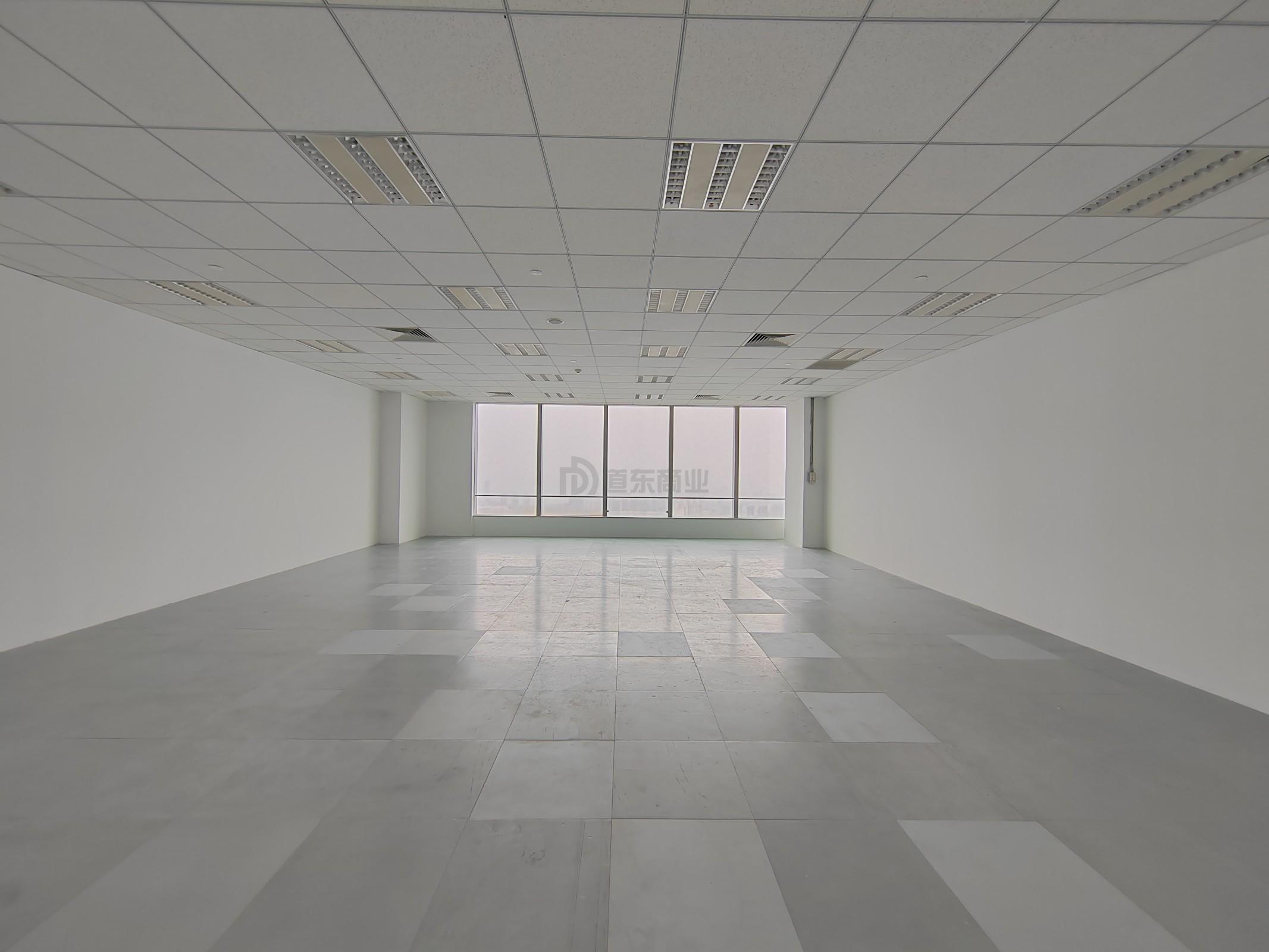 国金中心面积300平