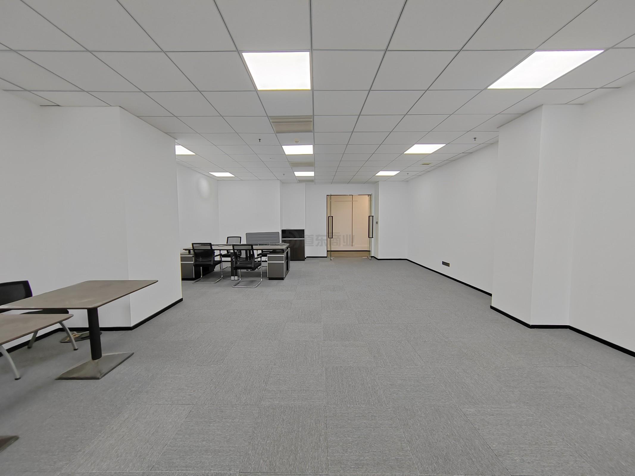 昌兴国际金融大厦面积220平