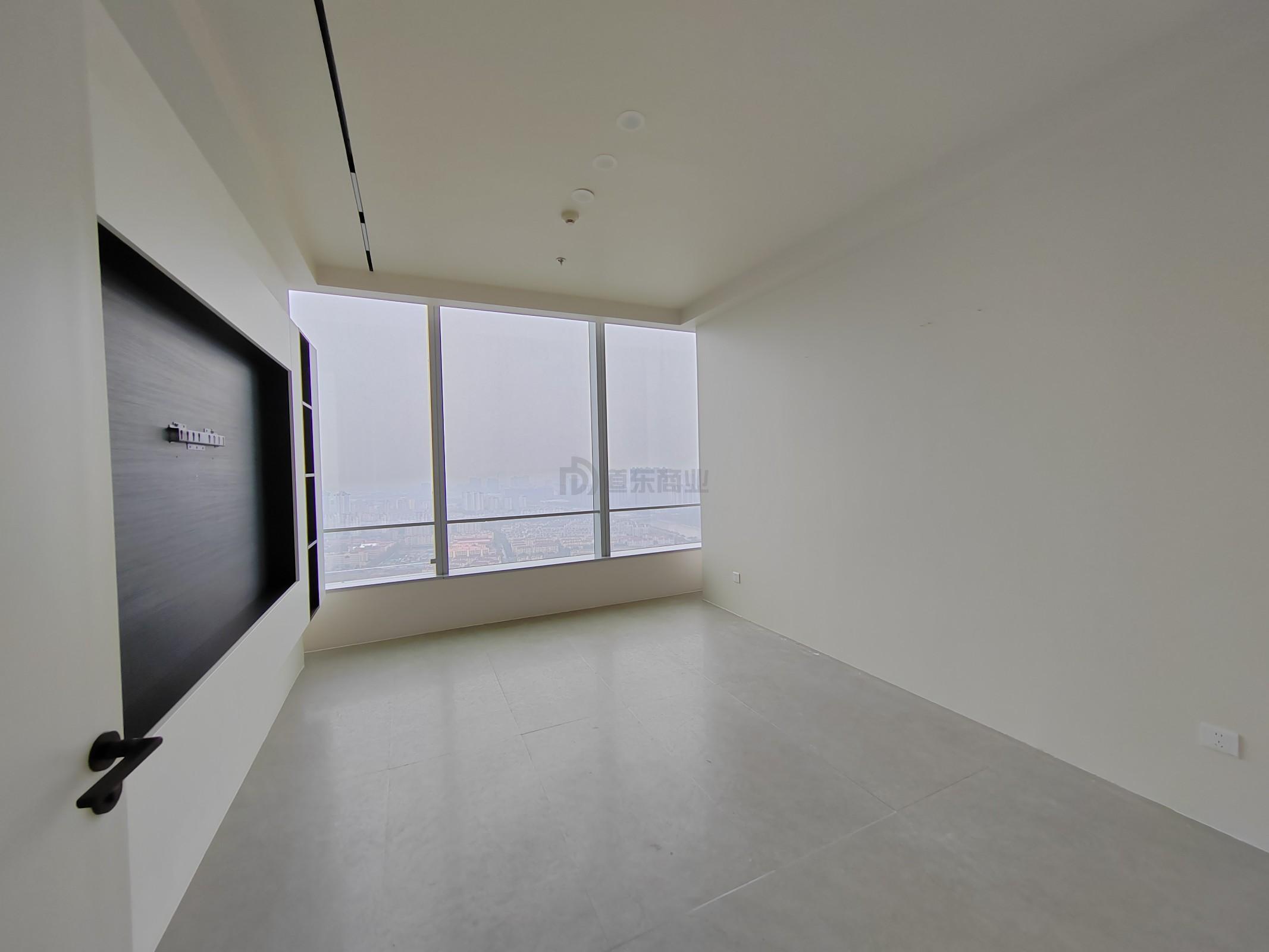 国金中心面积3000平