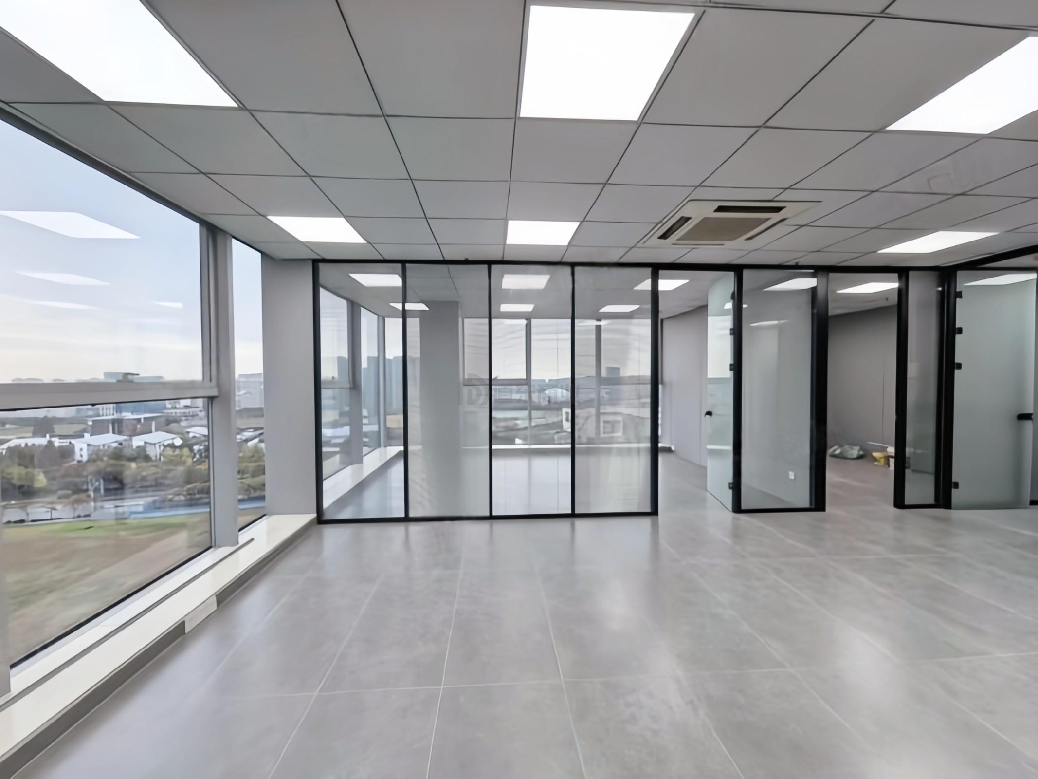 启迪协信中心面积150平