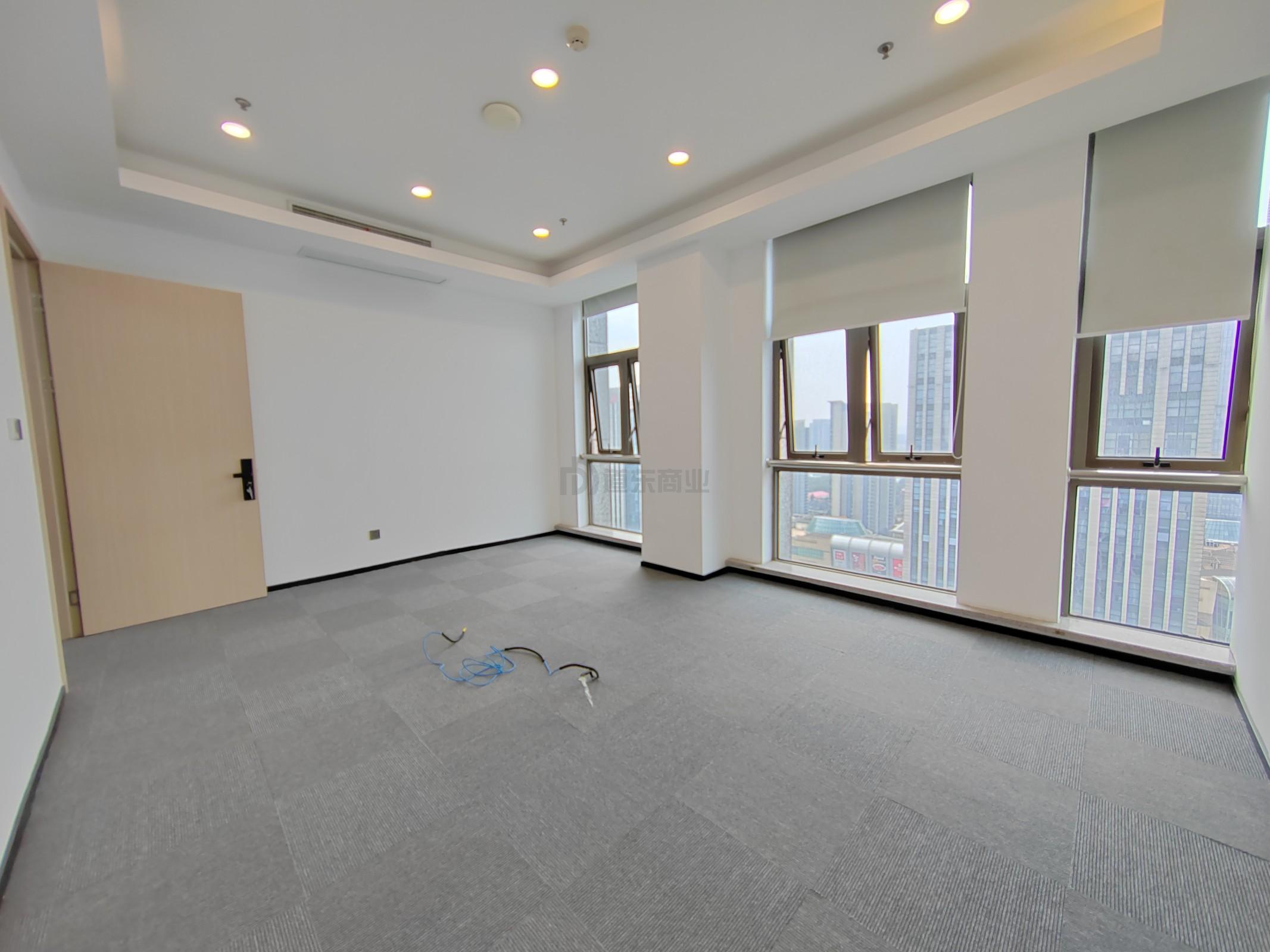 昌兴国际金融大厦面积220平