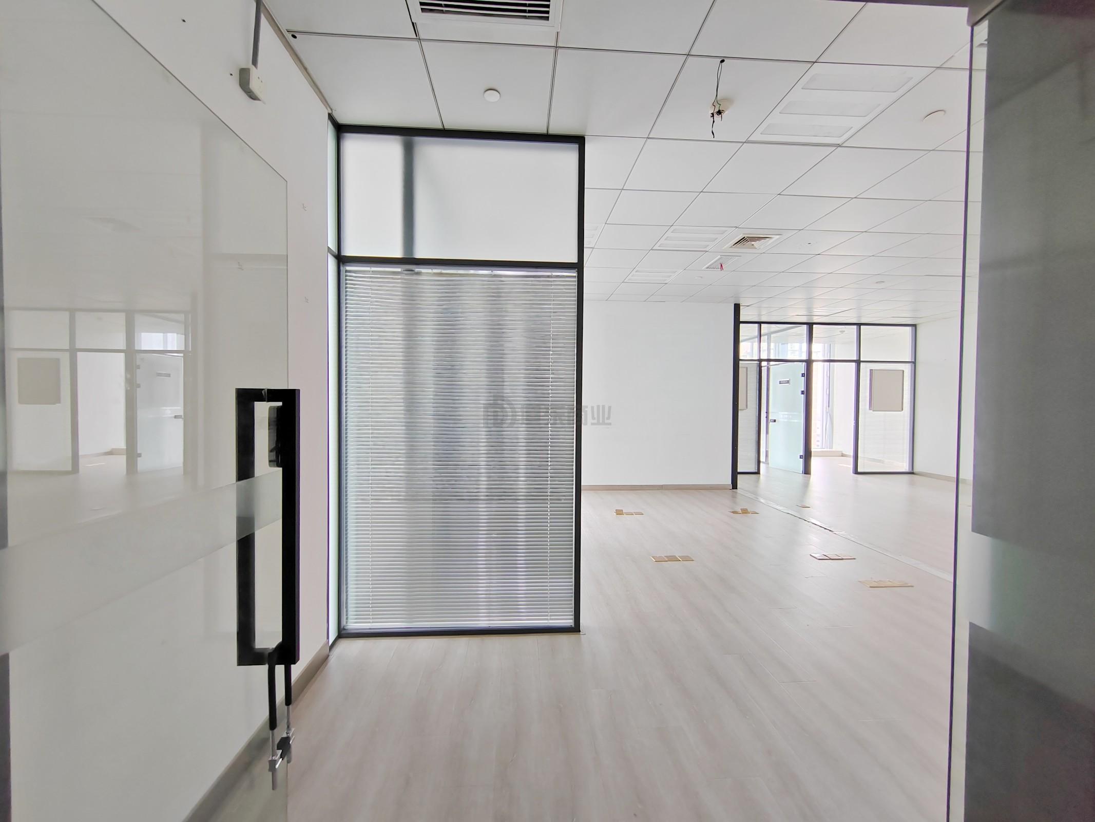 云蝠大厦面积178平