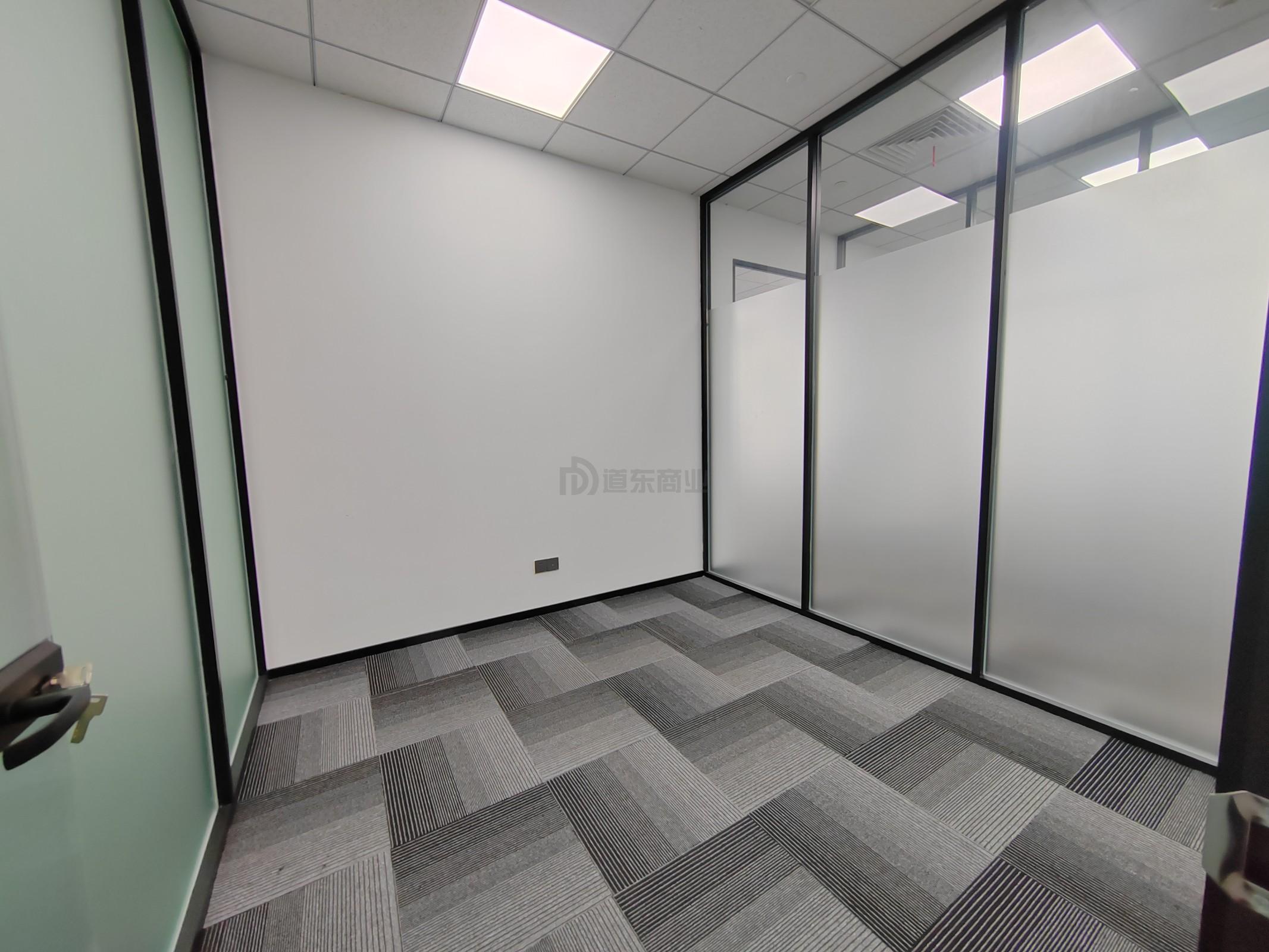 国金中心面积317平