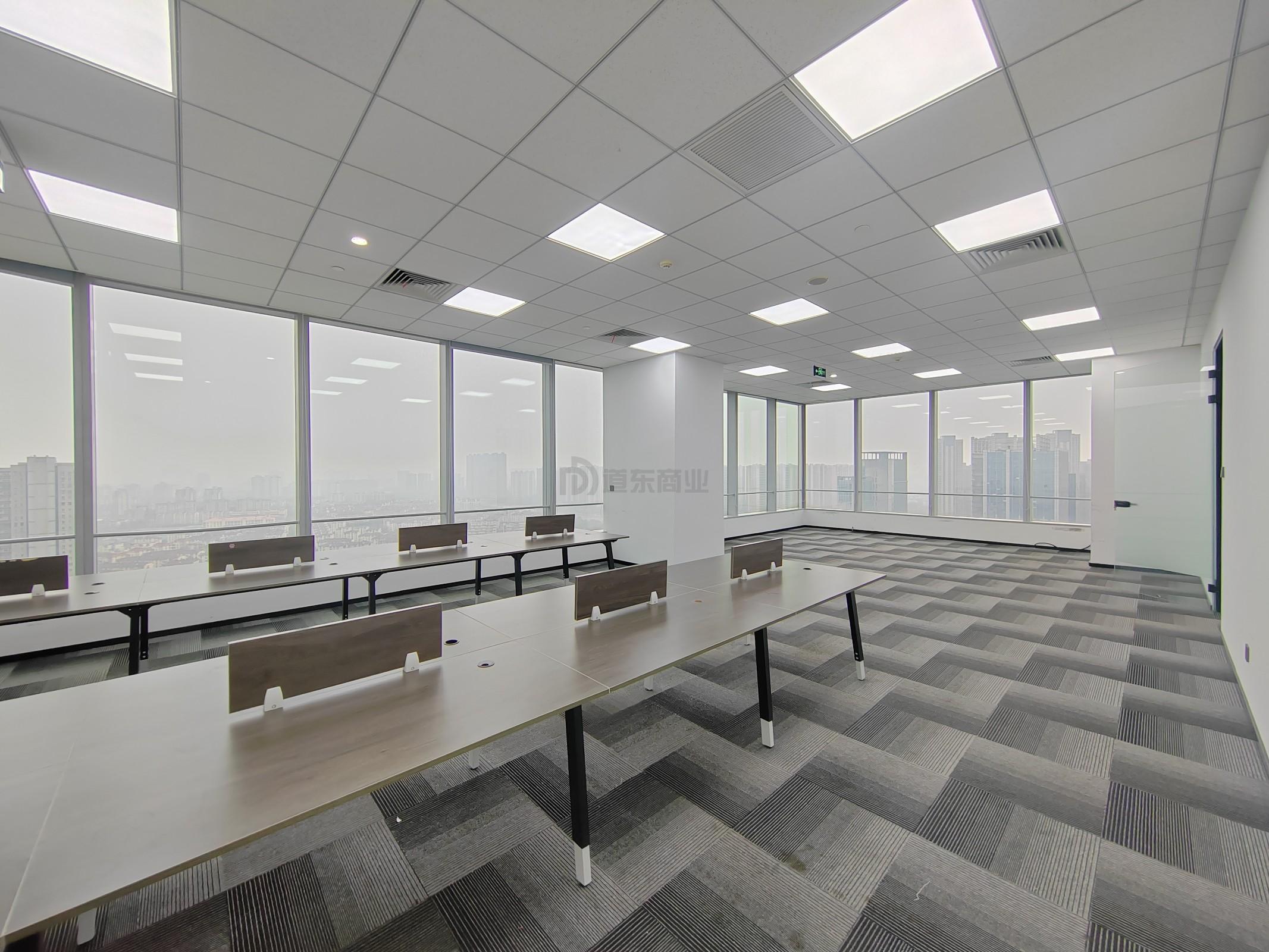 国金中心面积317平