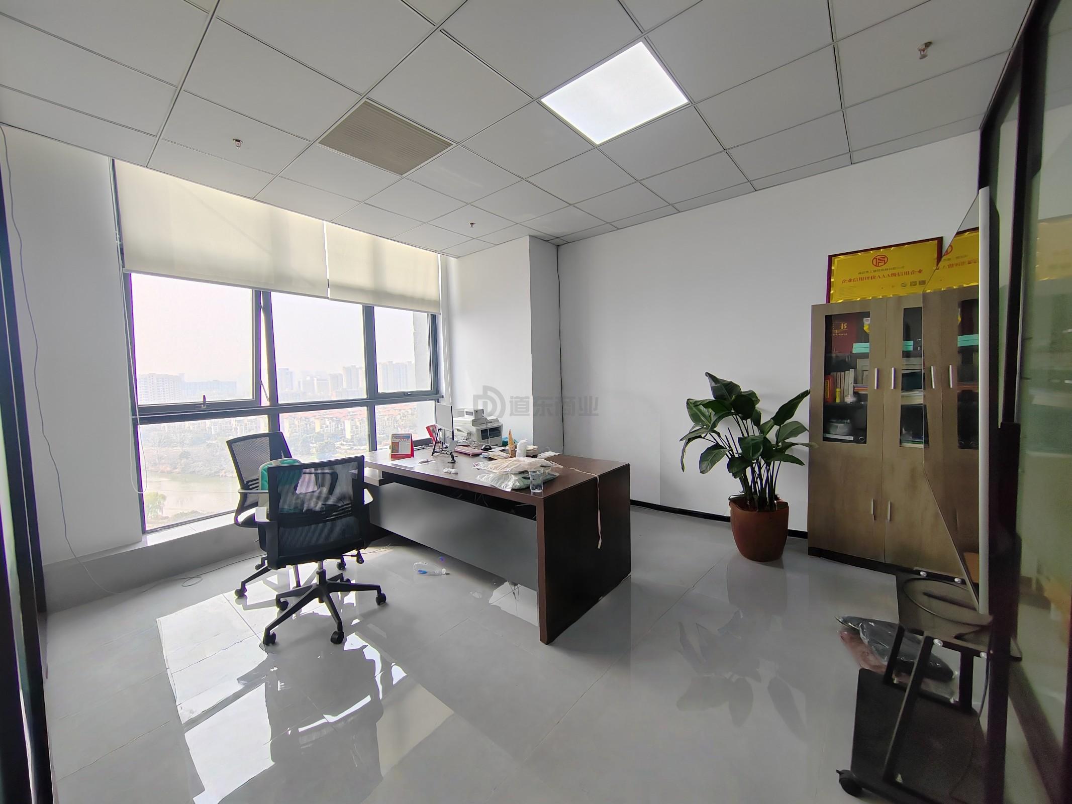 国坤华科大厦(华科智能制造产业园)面积116平