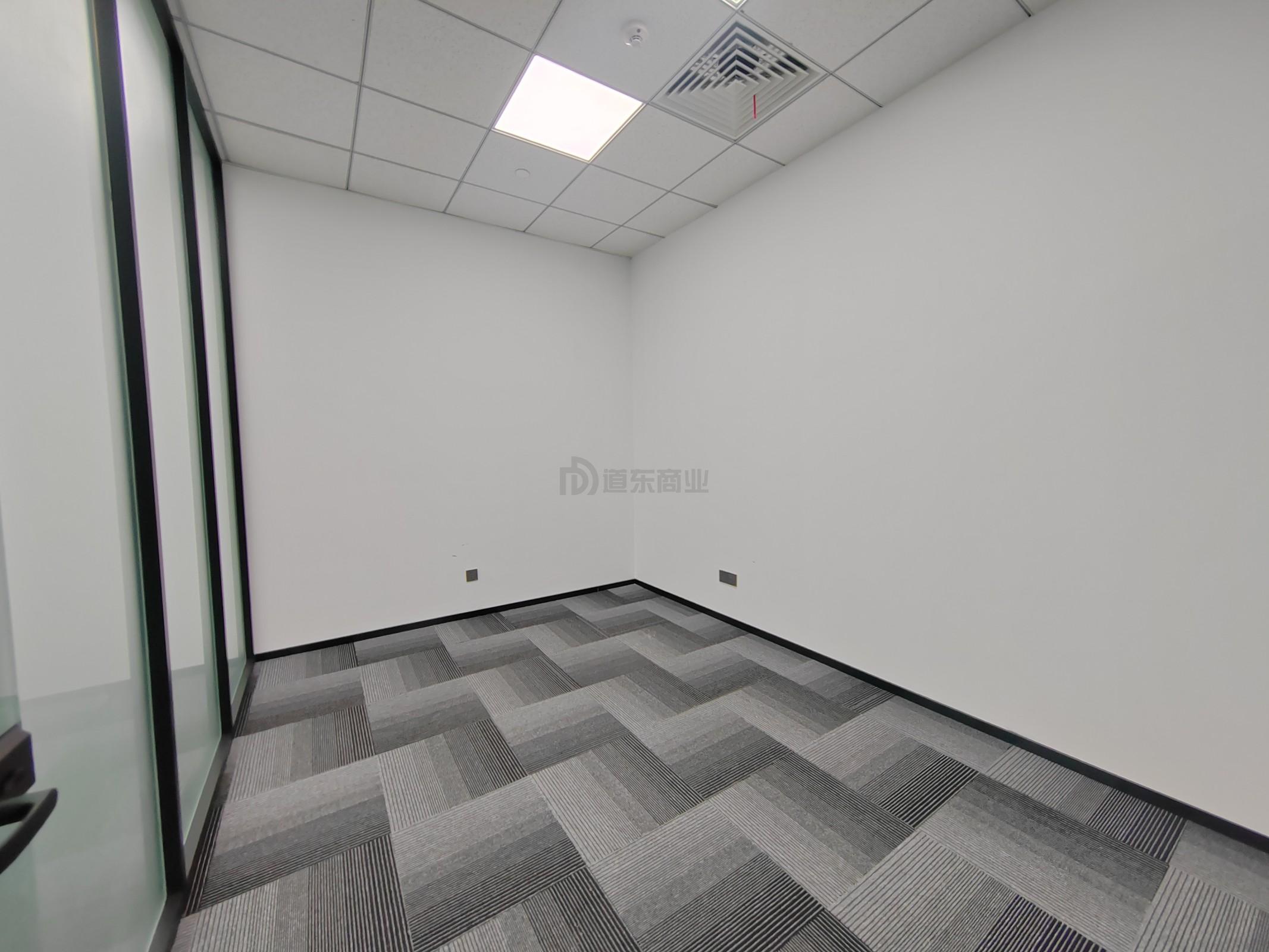 国金中心面积317平