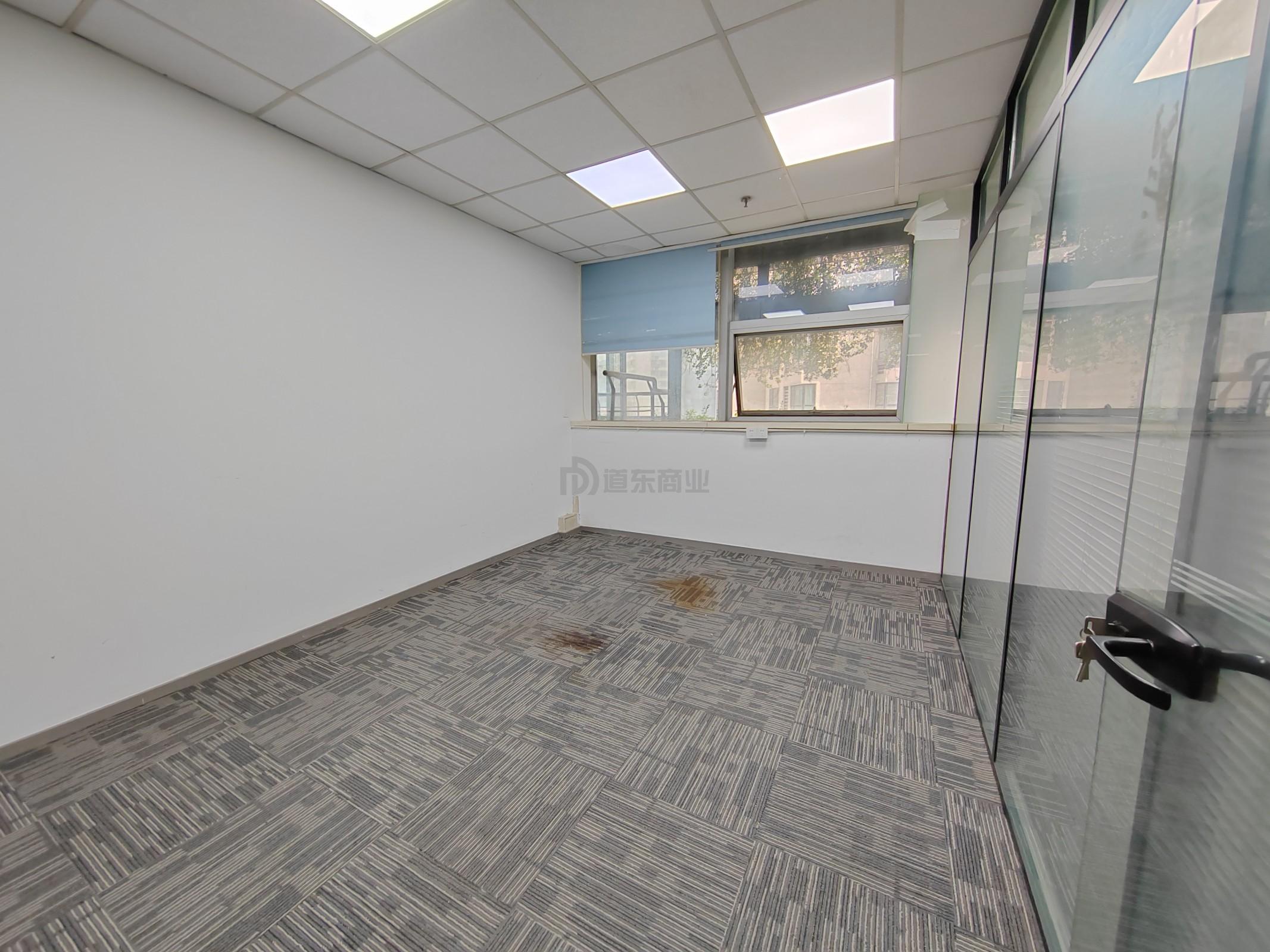 恒韵商务楼面积179平