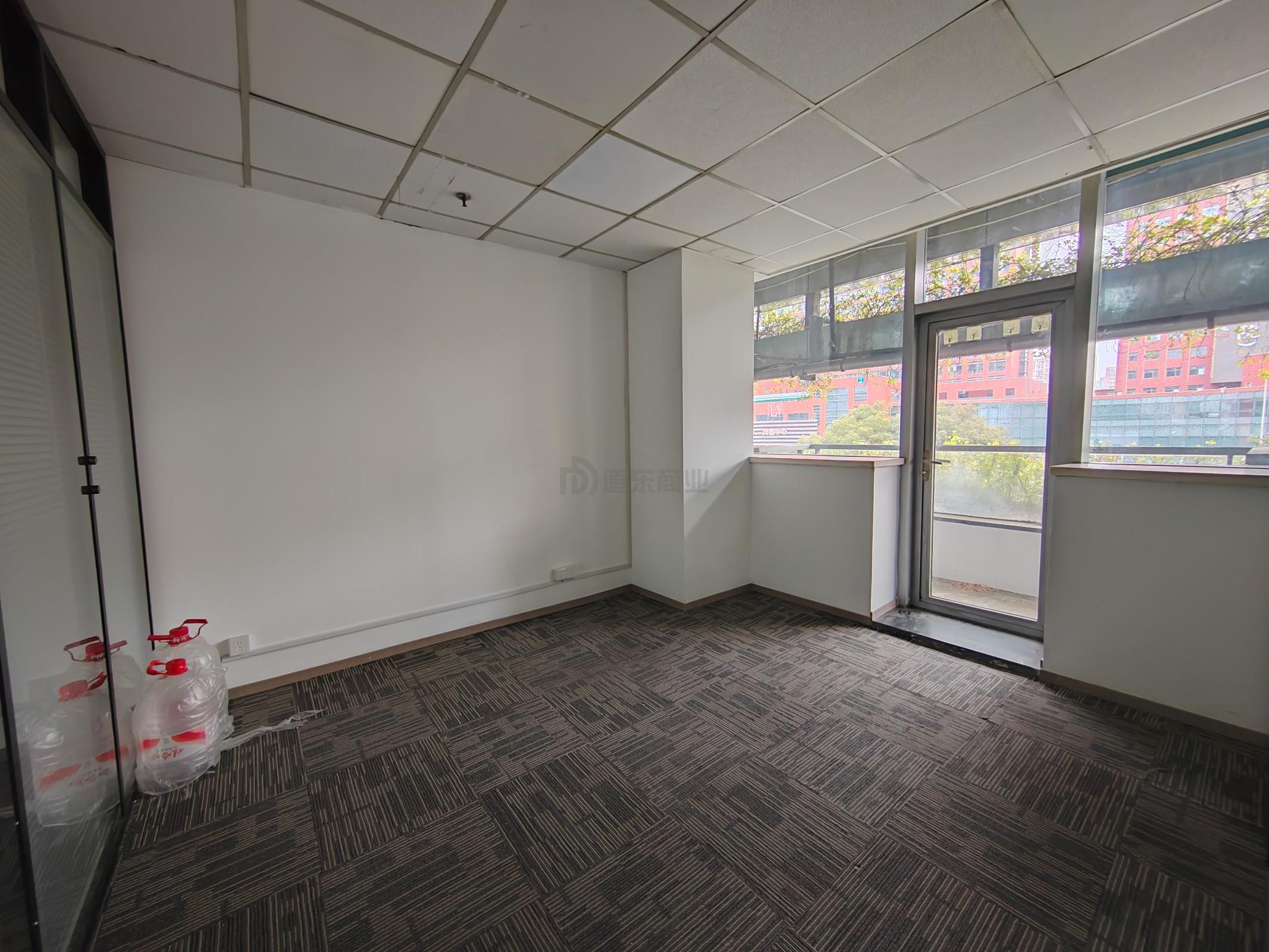 恒韵商务楼面积87平