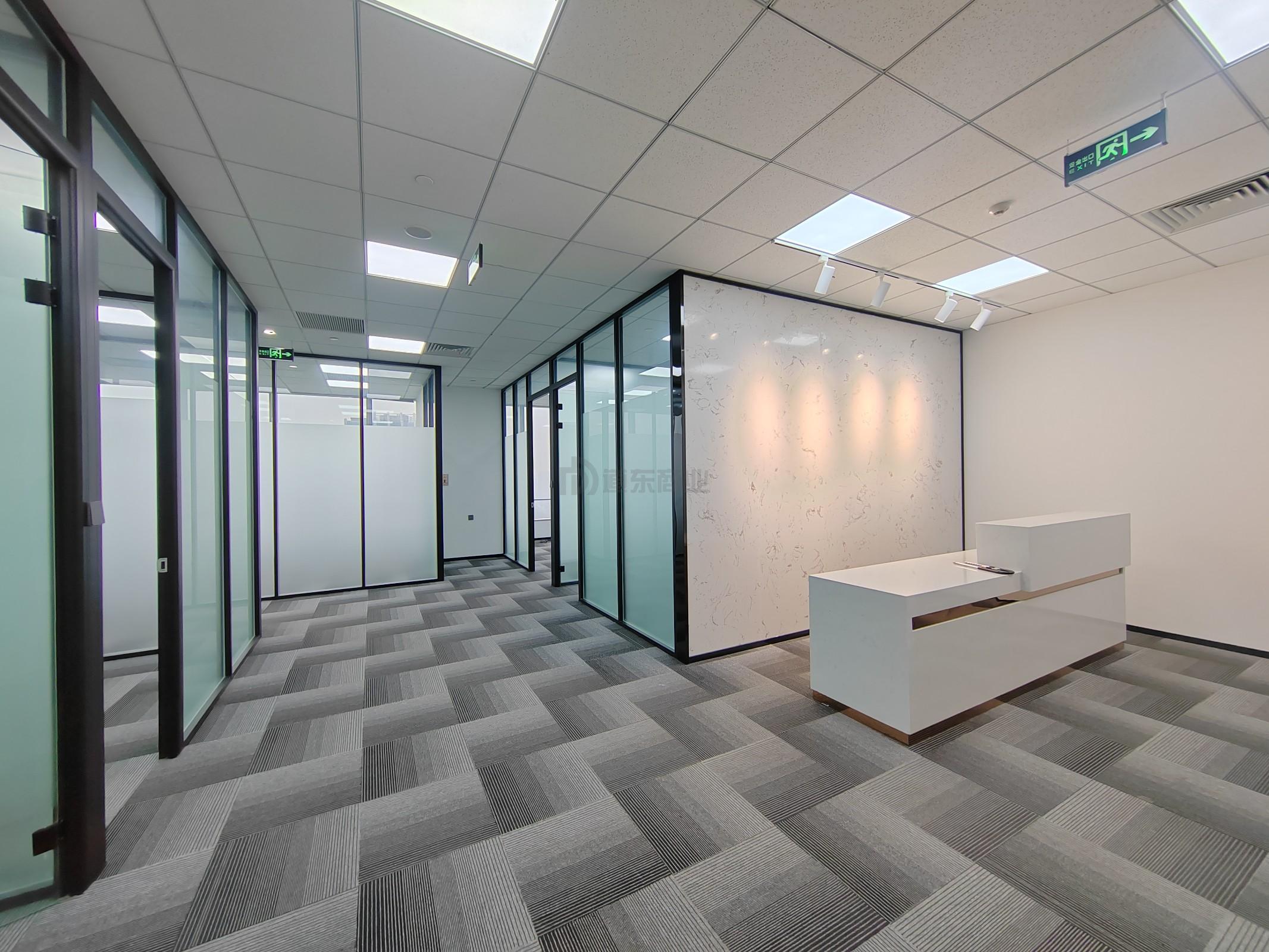 国金中心面积317平