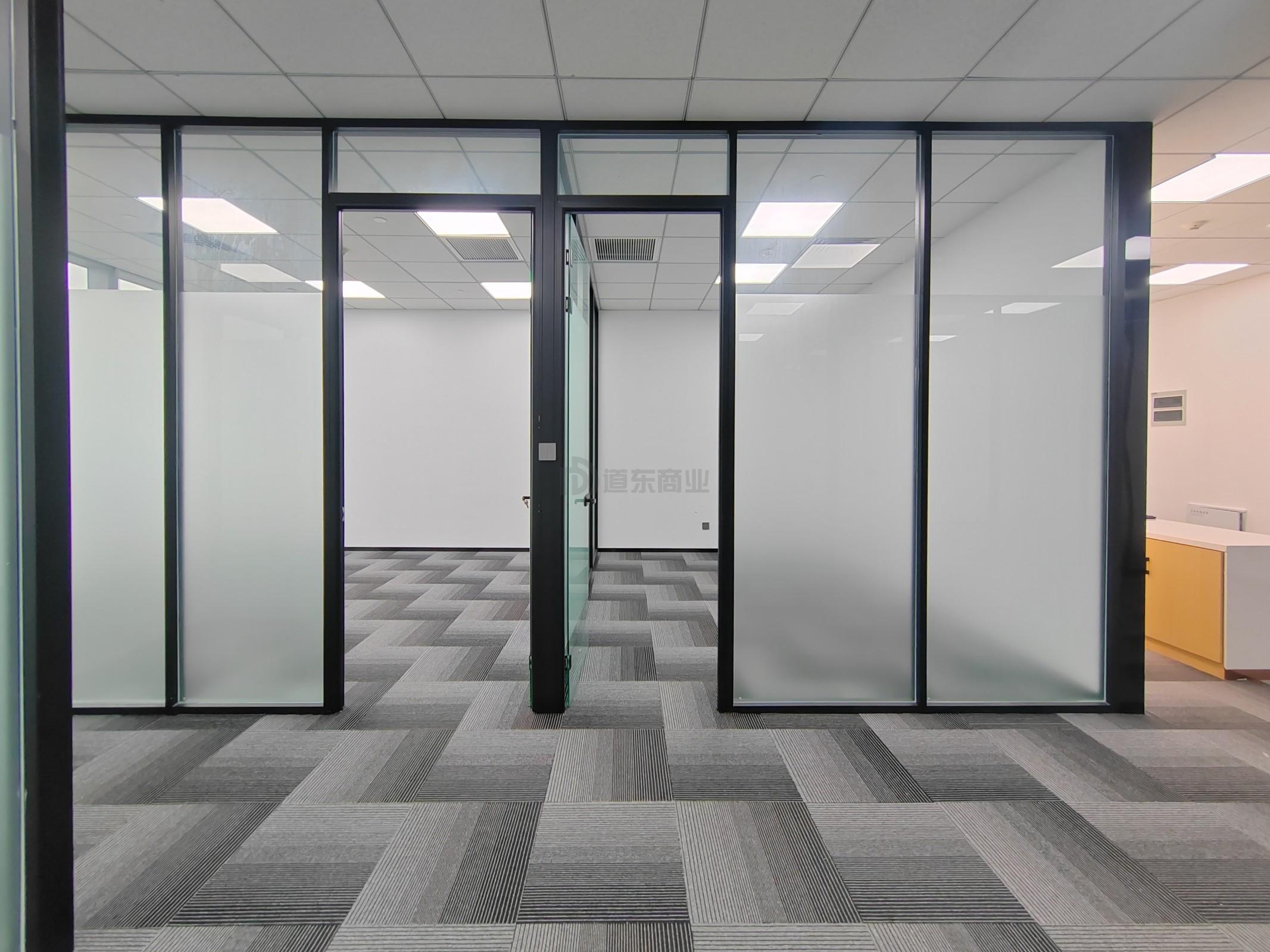 国金中心面积317平