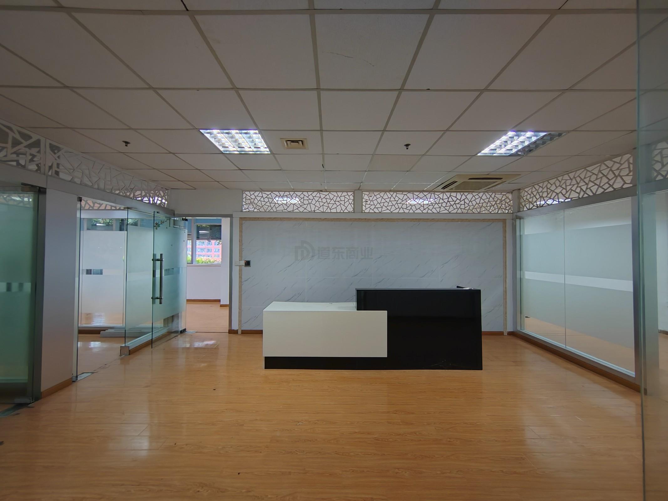 恒韵商务楼250平米办公室出租