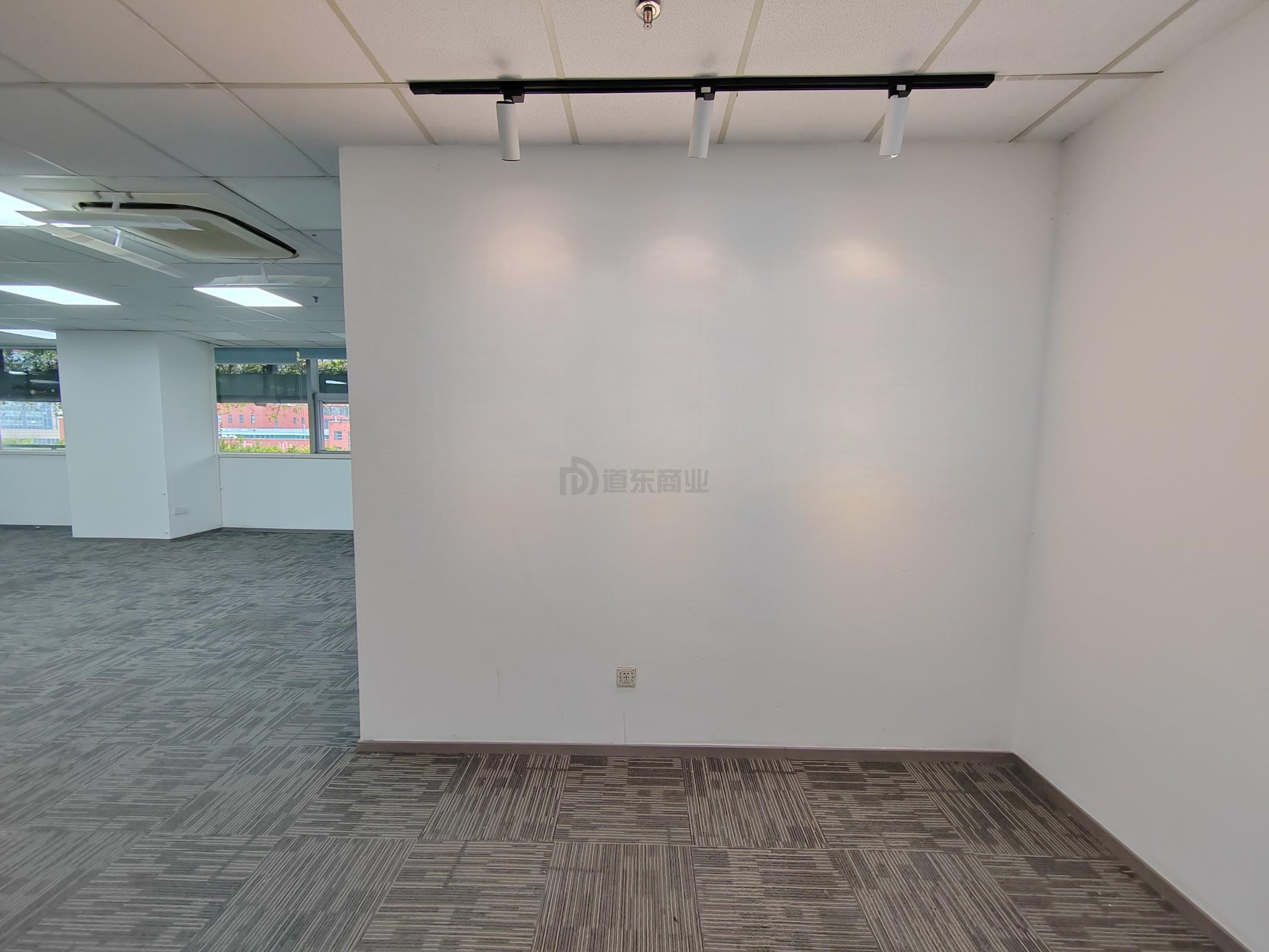 恒韵商务楼面积179平