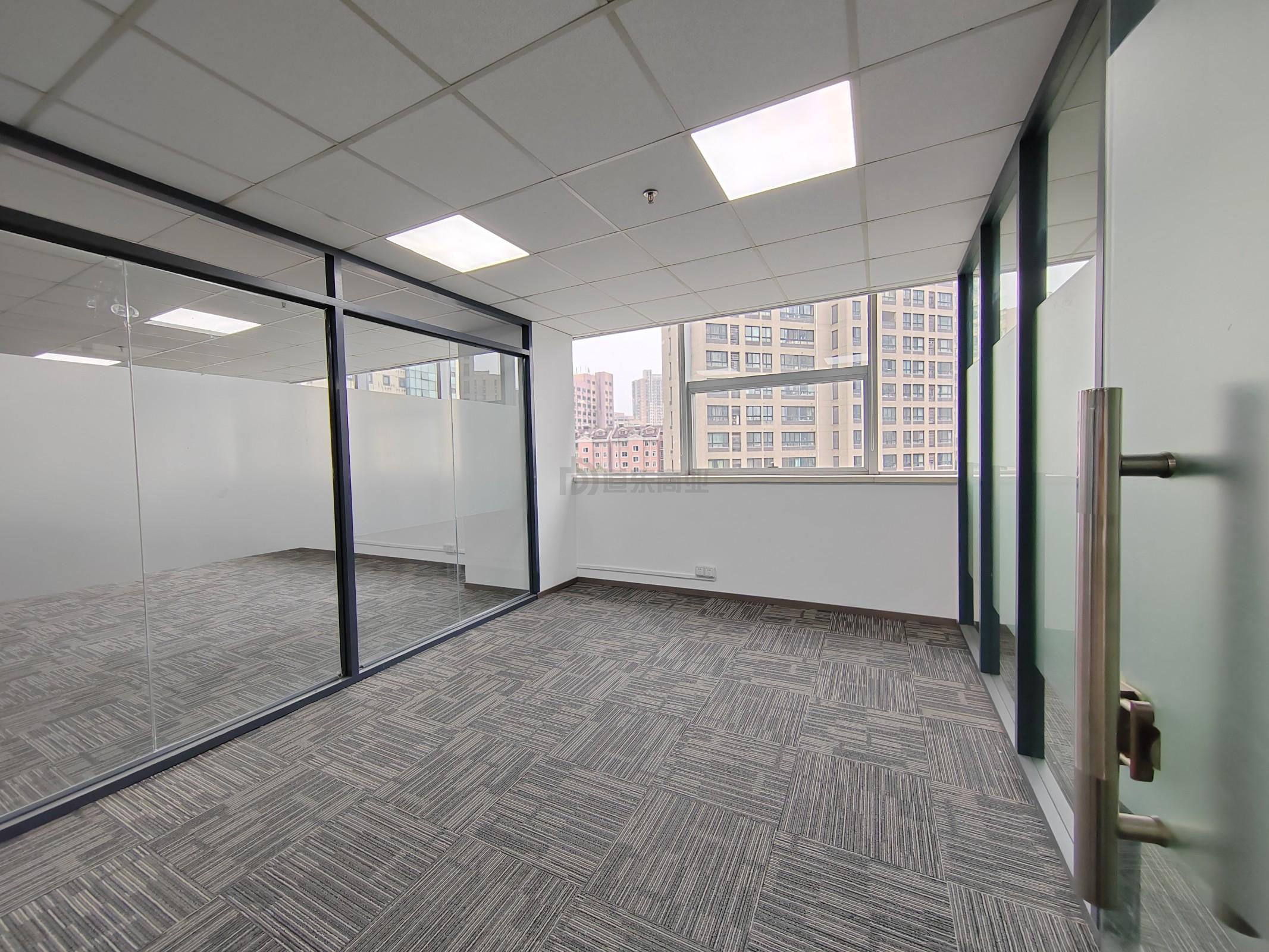 恒韵商务楼面积345平