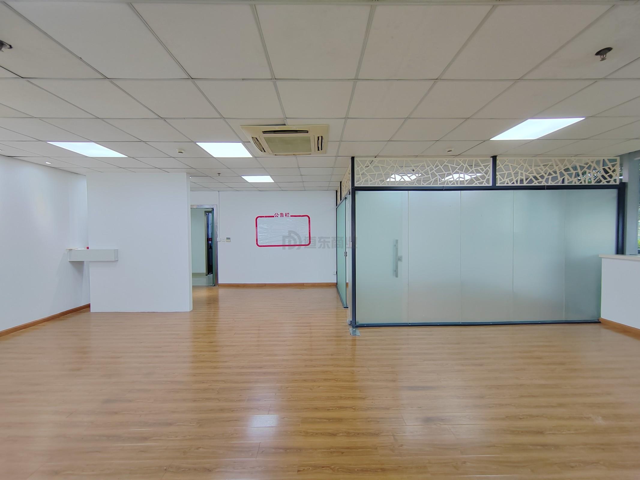 恒韵商务楼面积93平