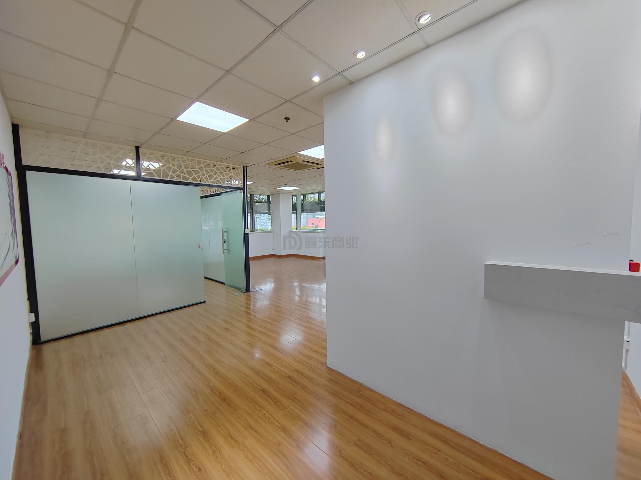 恒韵商务楼面积93平