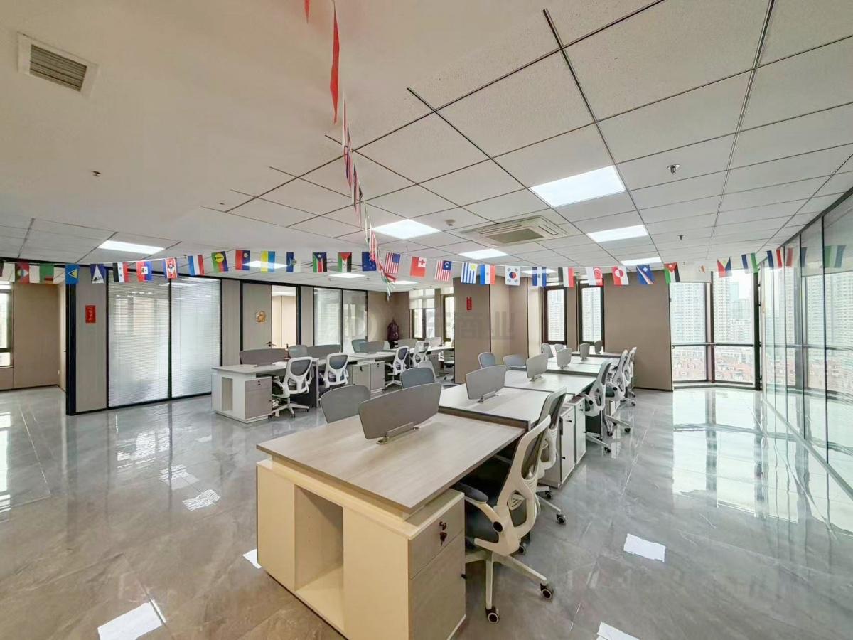 圆融发展中心面积270平