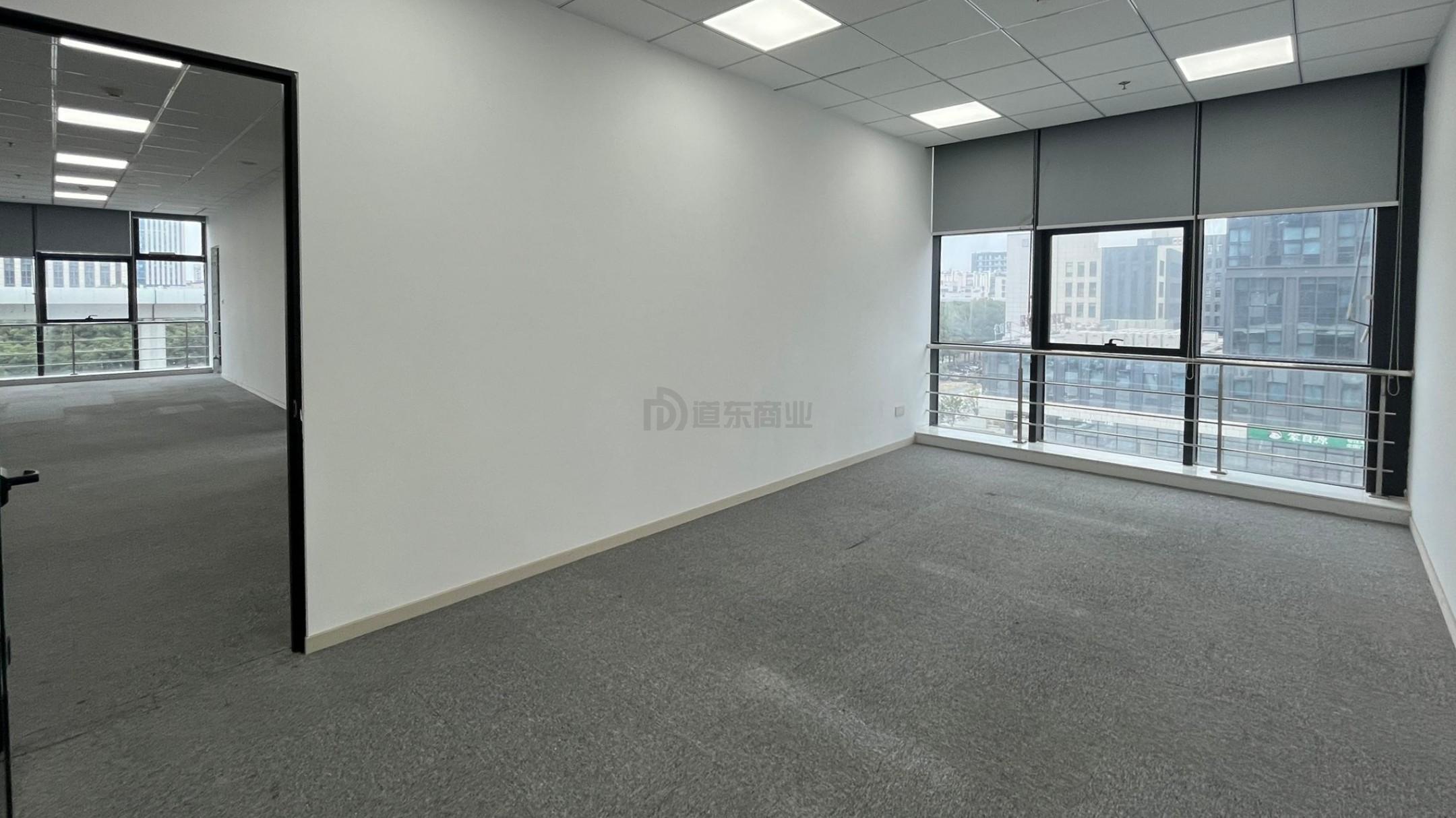 清华创业大厦面积220平