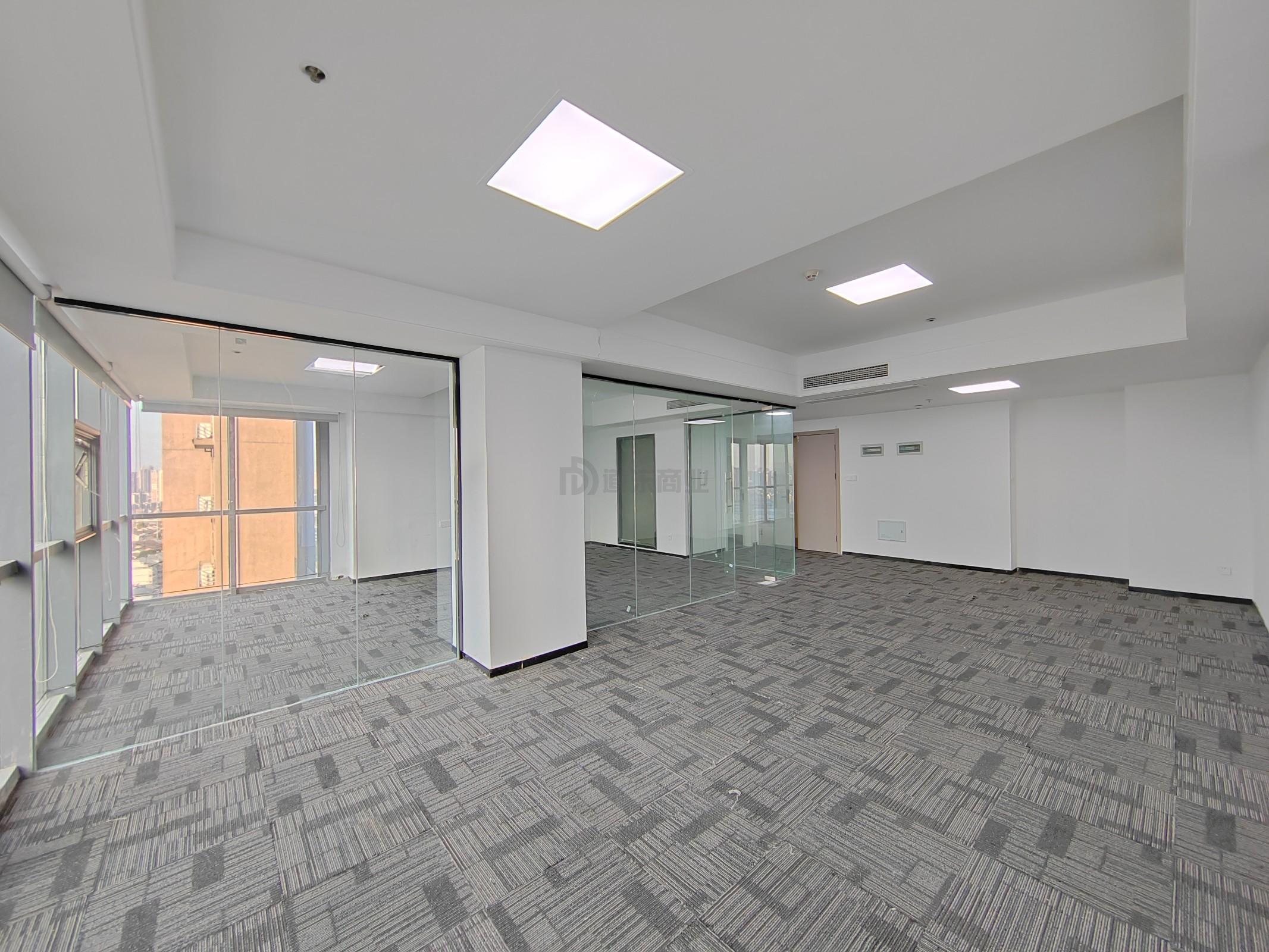 恒威大厦面积111平