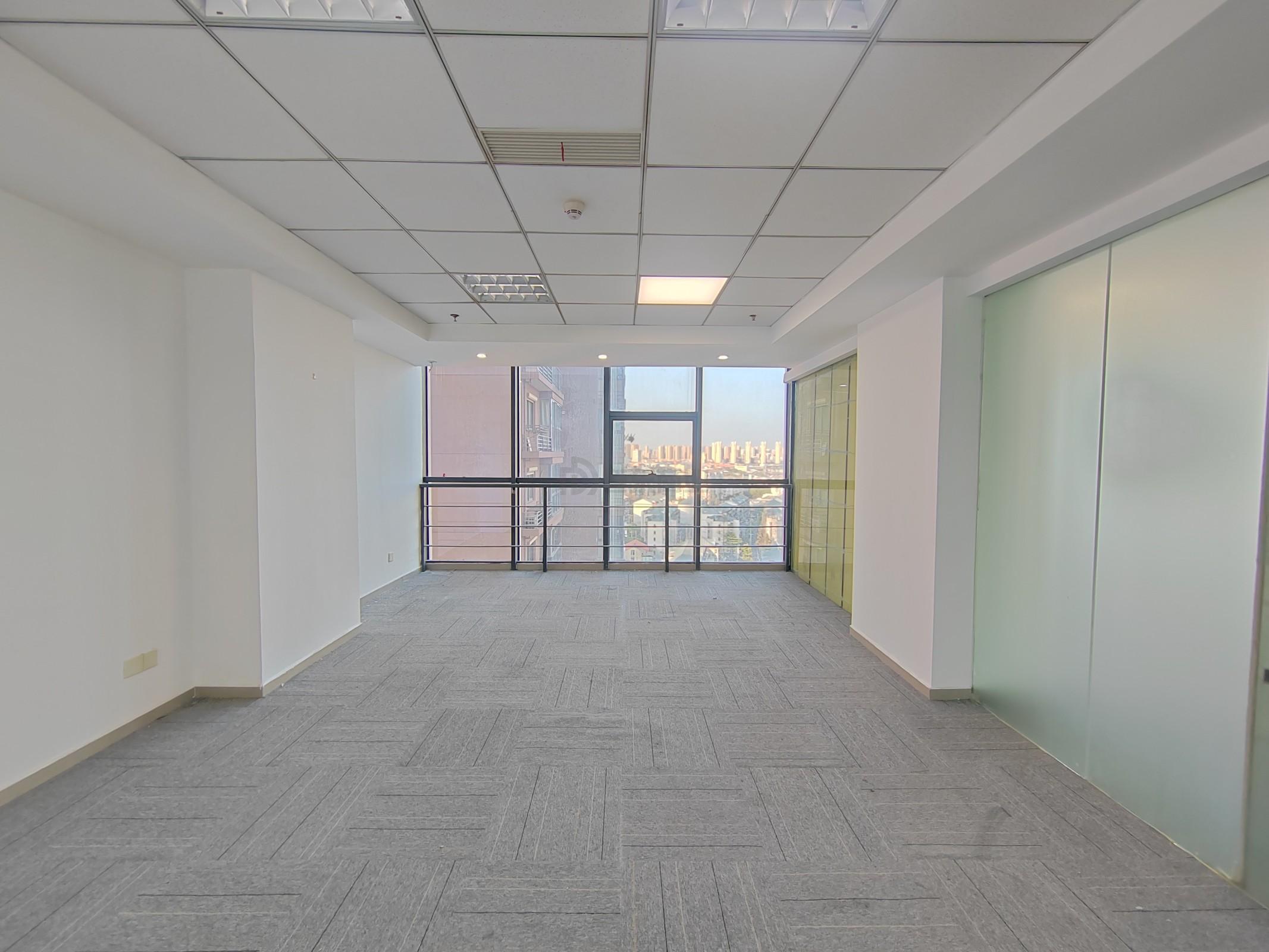 恒威大厦面积192平