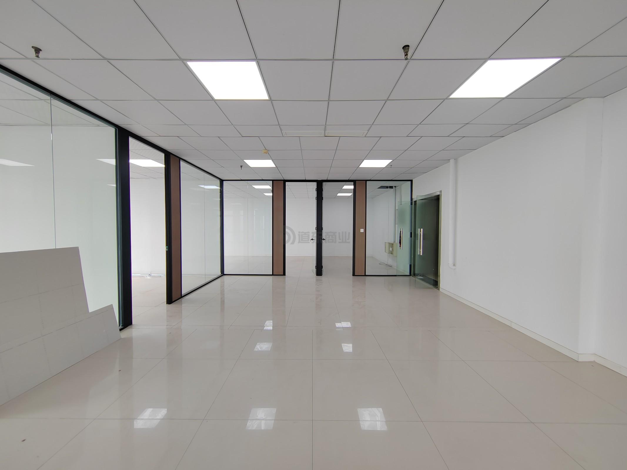 华发传感大厦面积258平